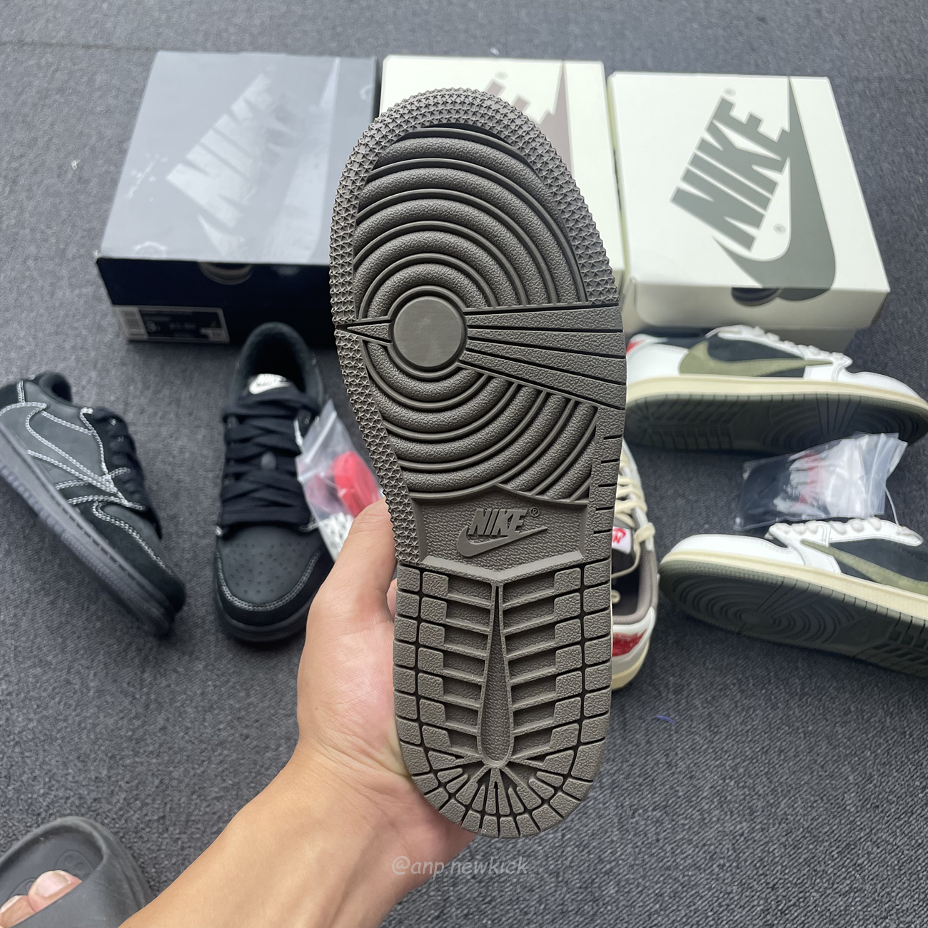 Air Jordan 1 Retro Low Og Sp Travis Scott Black Phantom Scott Olive Scott Reverse Mocha Ps (6) - www.newkick.org Air Jordan 1 Retro Low Og Sp Travis Scott Black Phantom Scott Olive Scott Reverse Mocha Ps (6) - www.newkick.org
