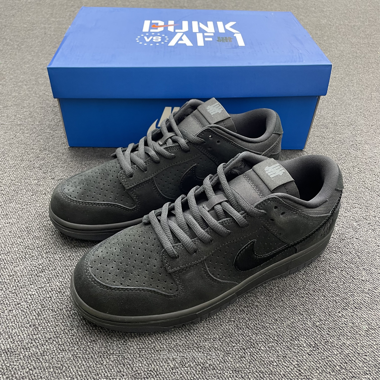 Nike Dunk Low Sp Undefeated 5 On It Black Do9329 001 (6) - www.newkick.org Nike Dunk Low Sp Undefeated 5 On It Black Do9329 001 (6) - www.newkick.org