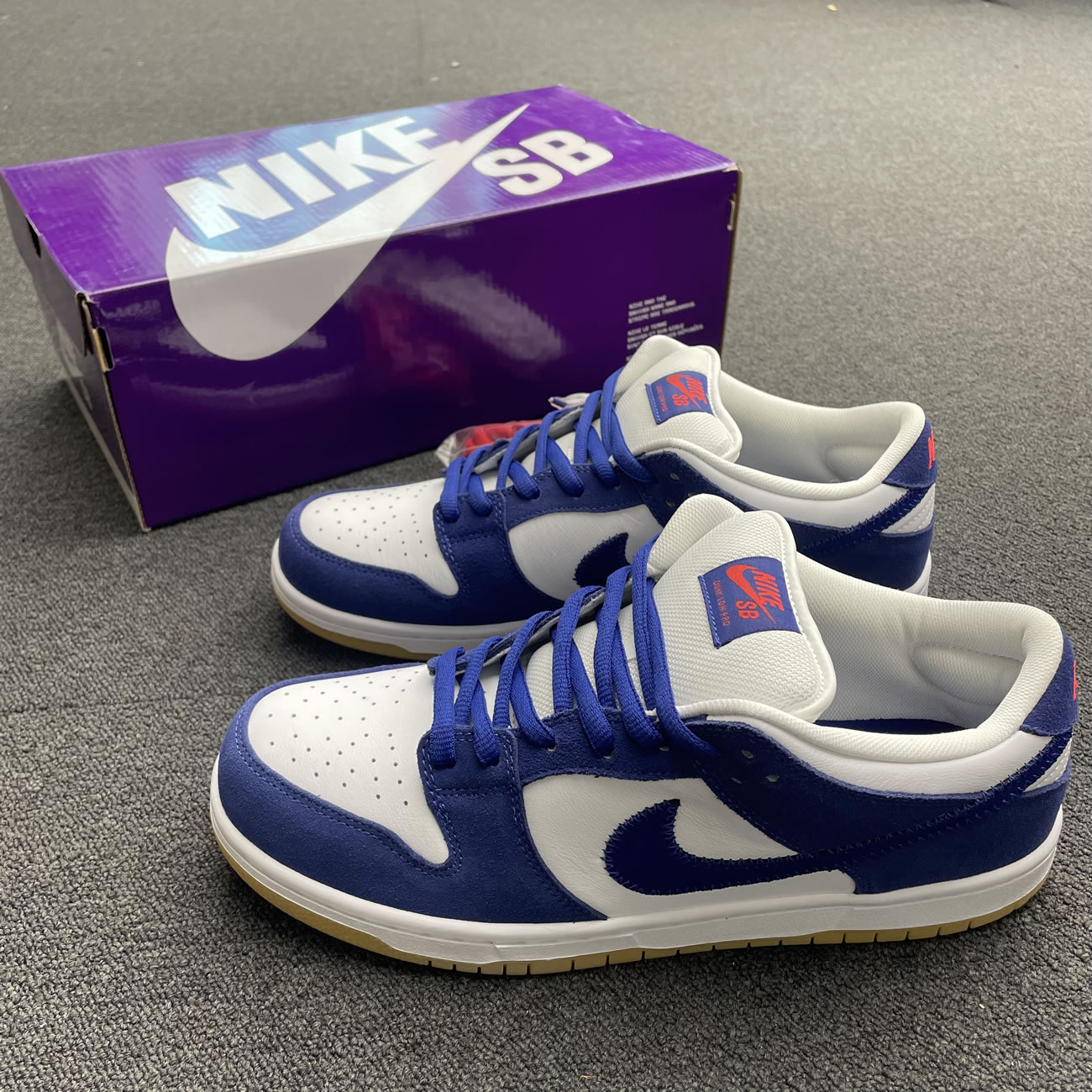 Nike Sb Dunk Low Los Angeles Dodgers Do9395 400 (11) - www.newkick.org
