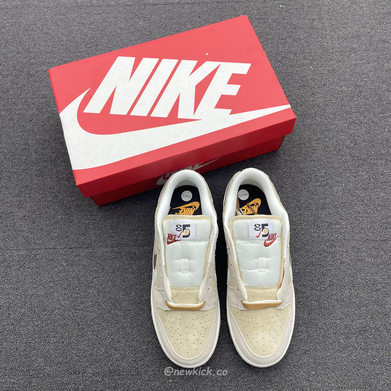 Nike Dunk Low Se 85 Double Swoosh Sail Orange Do9457 100 (9) - www.newkick.org