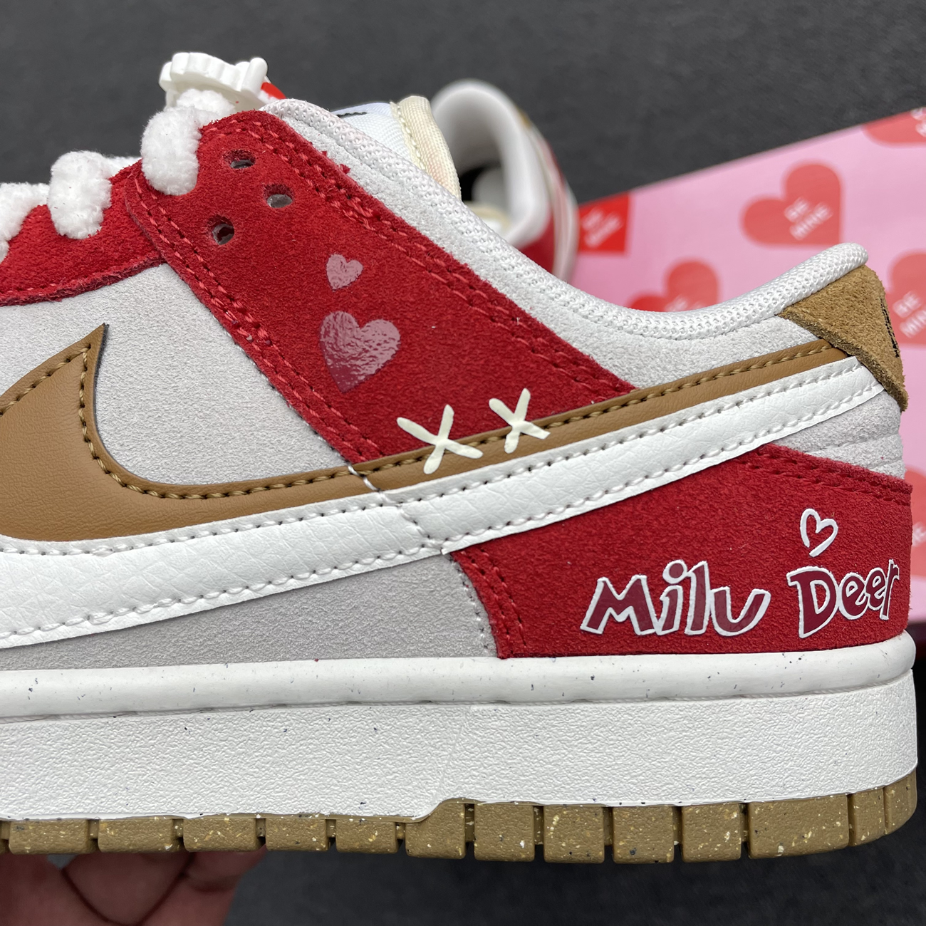 Nike Sb Dunk Low 85 Christmas Red White Brown Do9457 112 (4) - www.newkick.org