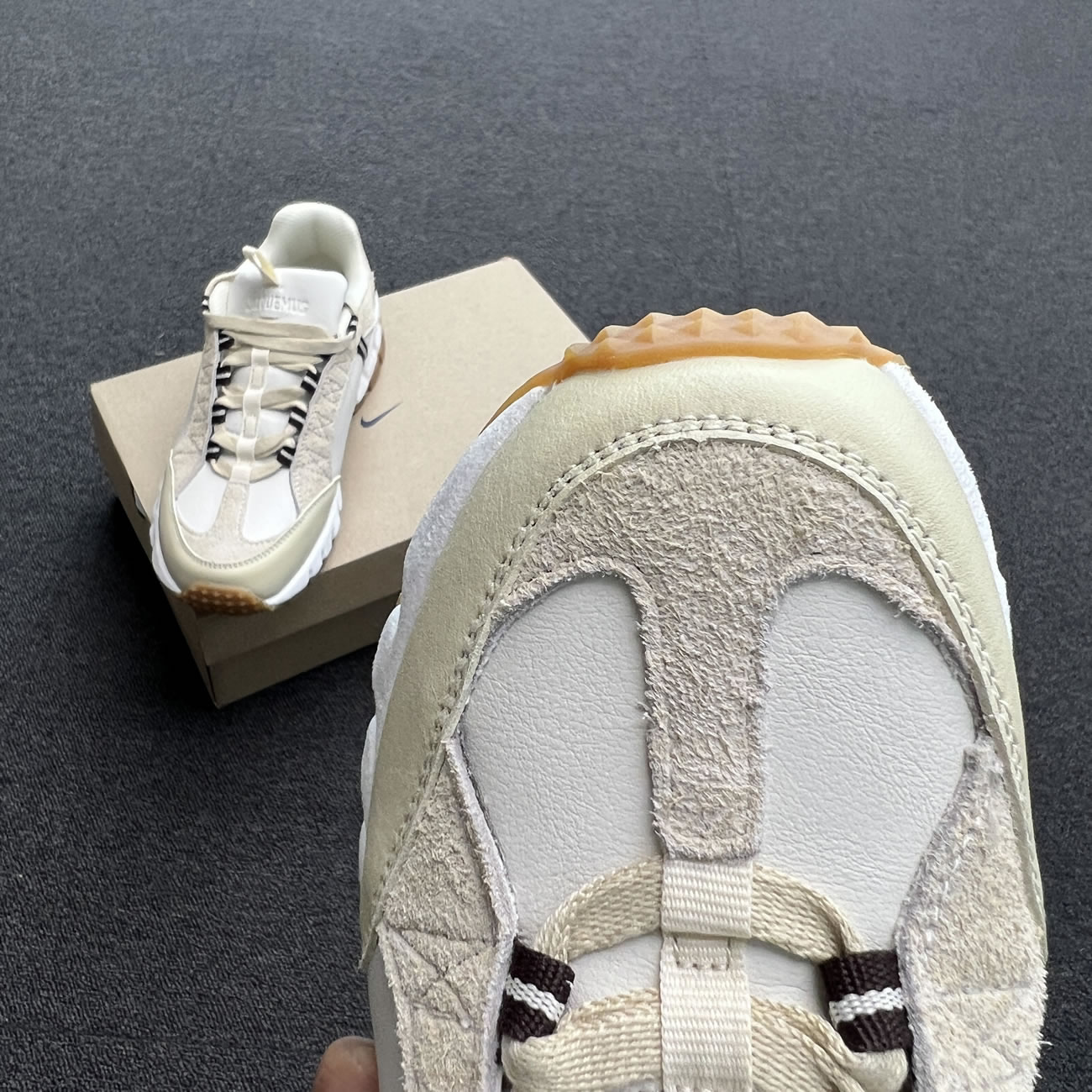 Nike Air Humara Lx Jacquemus Light Bone Gold W Dr0420 001 (10) - www.newkick.org