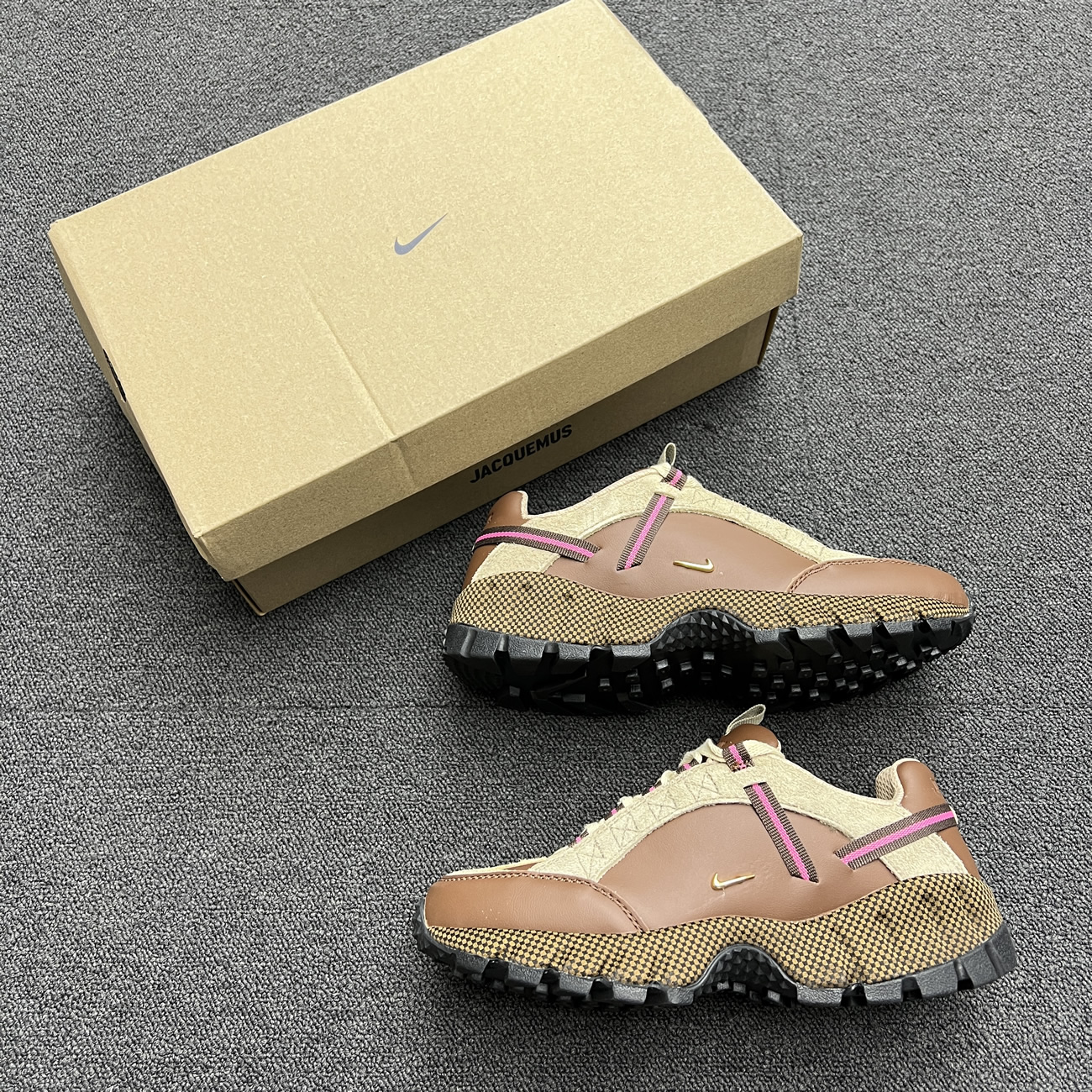 Nike Air Humara Lx Jacquemus Ale Brown Gold W Dr0420 200 (11) - www.newkick.org