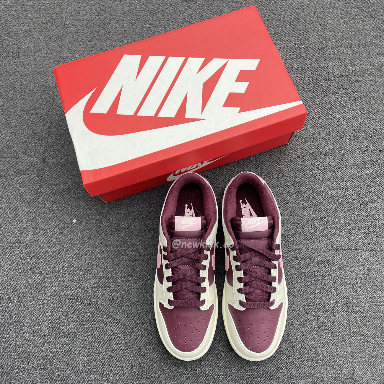 Nike Dunk Low Retro Prm Valentine Day 2023 Dr9705 100 (11) - www.newkick.org Nike Dunk Low Retro Prm Valentine Day 2023 Dr9705 100 (11) - www.newkick.org