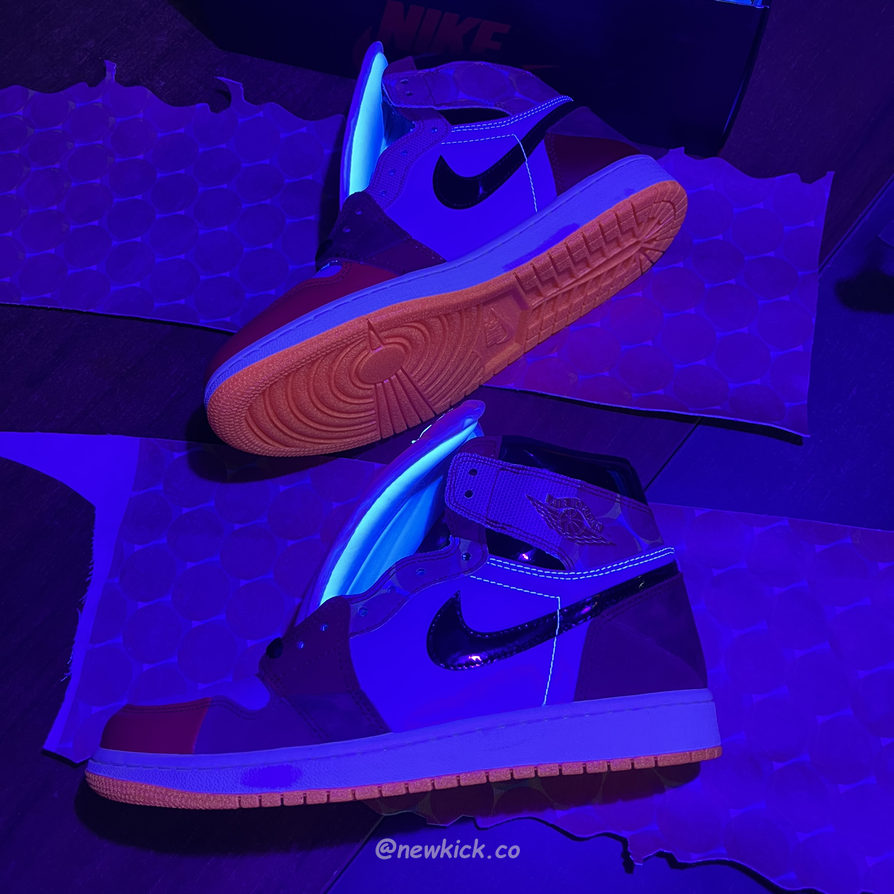 Air Jordan 1 High Og Spider Man Across The Spider Verse Dv1748 601 (11) - www.newkick.vip Air Jordan 1 High Og Spider Man Across The Spider Verse Dv1748 601 (11) - www.newkick.vip