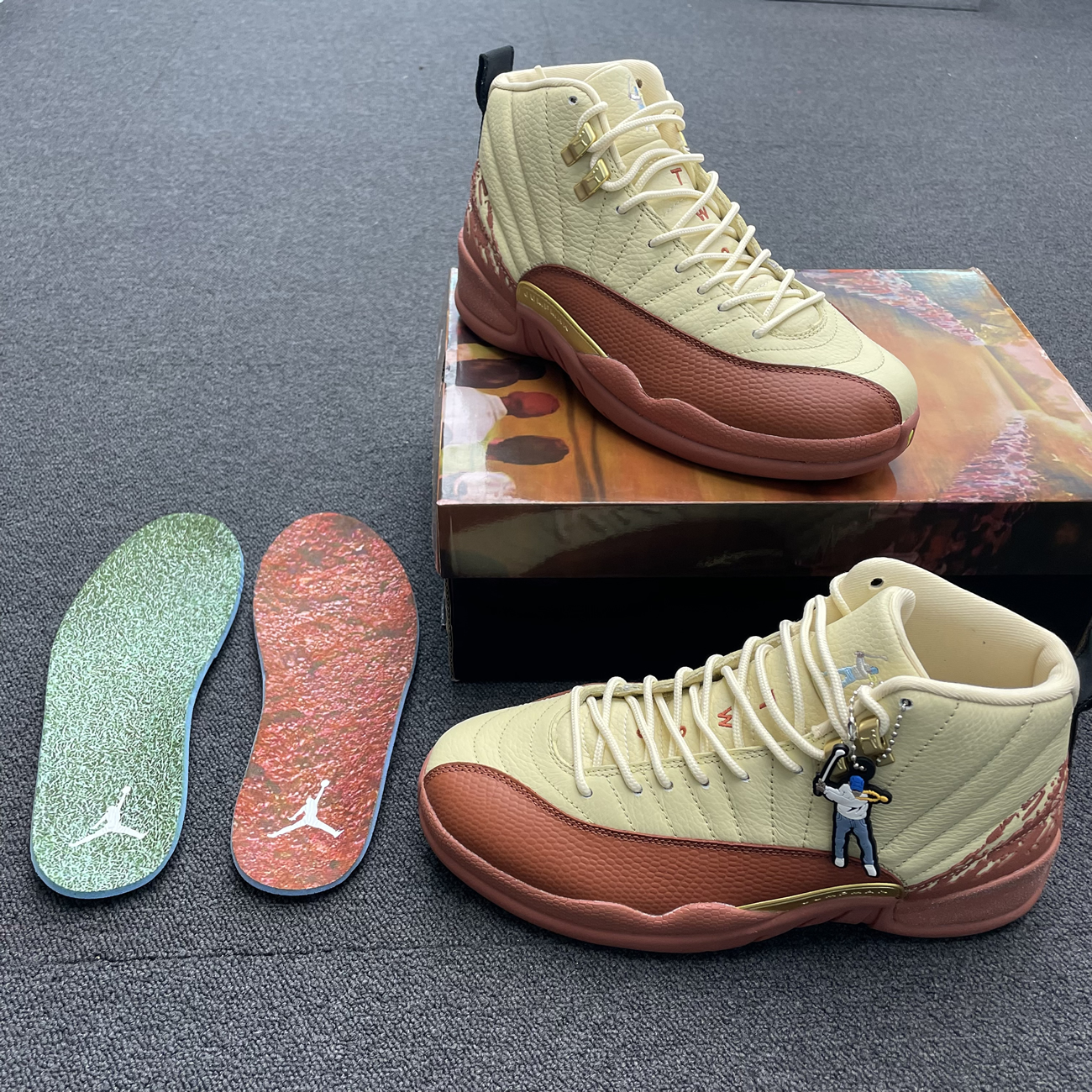 Jordan 12 Retro Eastside Golf Dv1758 108 (2) - www.newkick.org