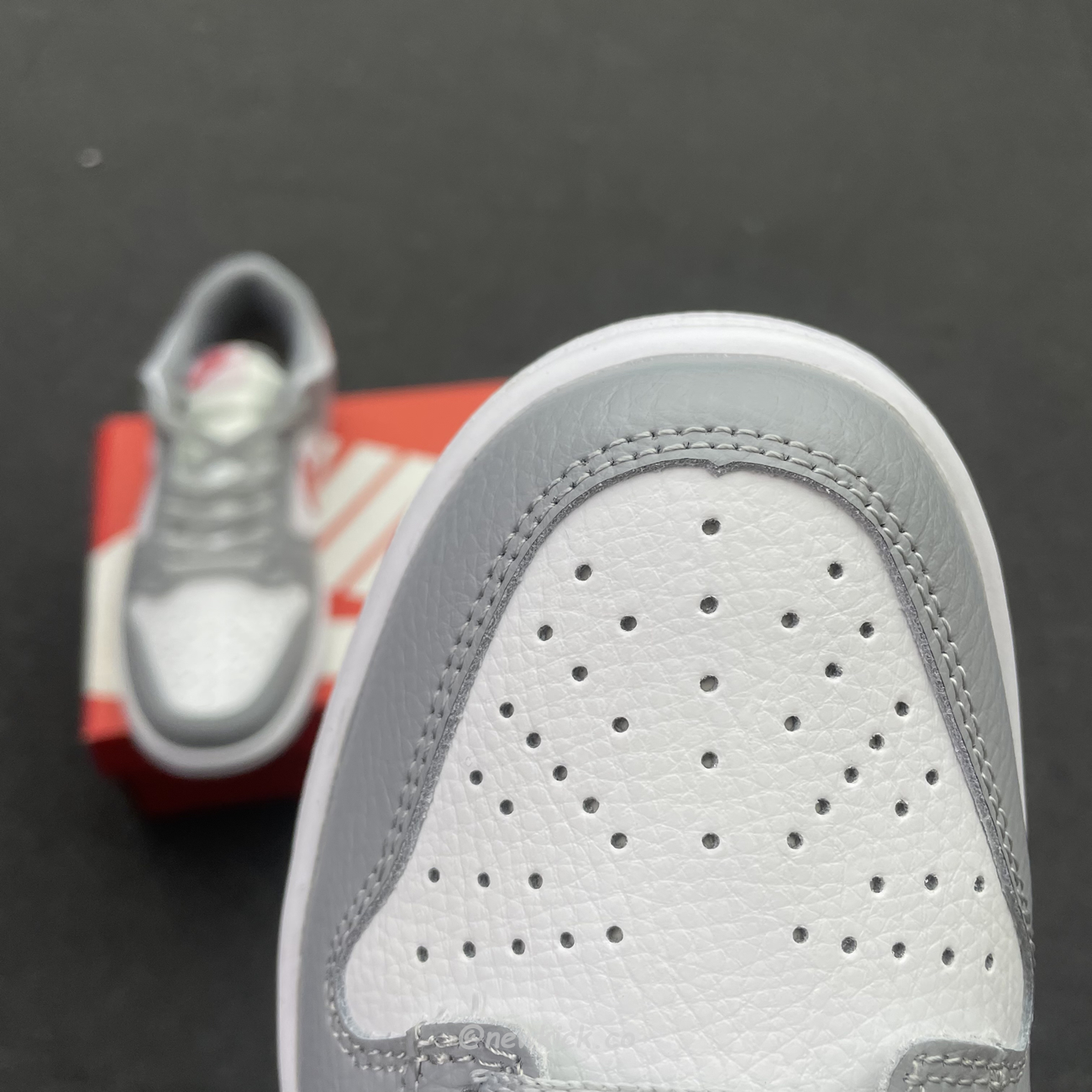 Nike Dunk Low White Wolf Grey University Red Gs Dv7149 001 (10) - www.newkick.vip Nike Dunk Low White Wolf Grey University Red Gs Dv7149 001 (10) - www.newkick.vip