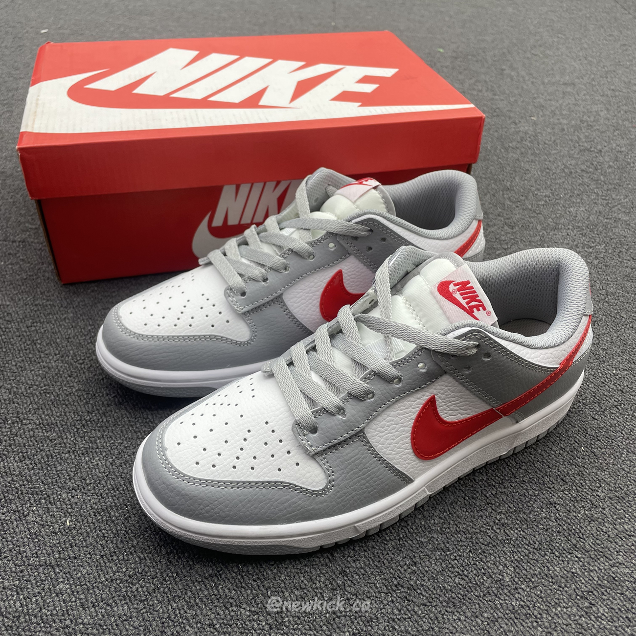 Nike Dunk Low White Wolf Grey University Red Gs Dv7149 001 (12) - www.newkick.vip Nike Dunk Low White Wolf Grey University Red Gs Dv7149 001 (12) - www.newkick.vip