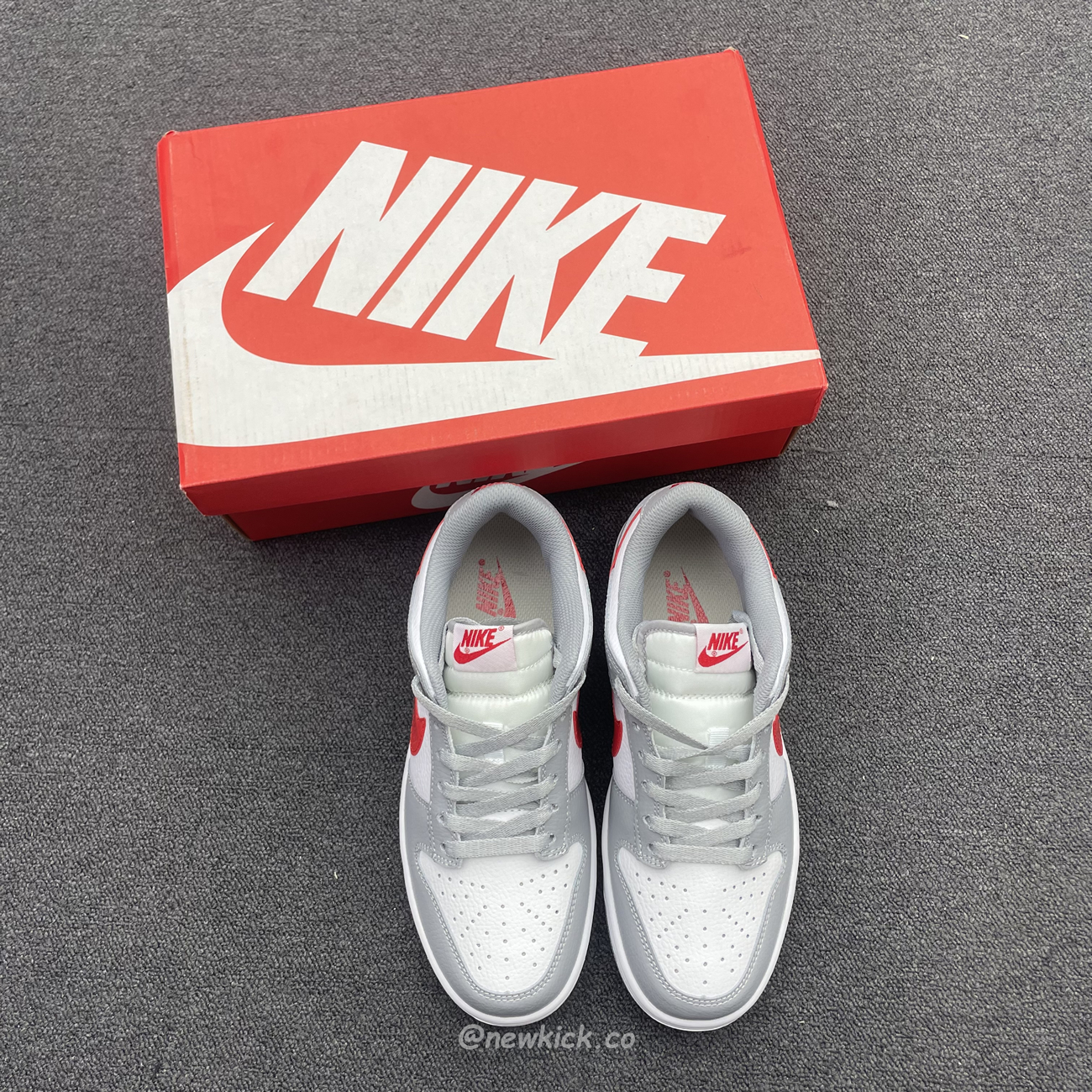 Nike Dunk Low White Wolf Grey University Red Gs Dv7149 001 (13) - www.newkick.vip Nike Dunk Low White Wolf Grey University Red Gs Dv7149 001 (13) - www.newkick.vip