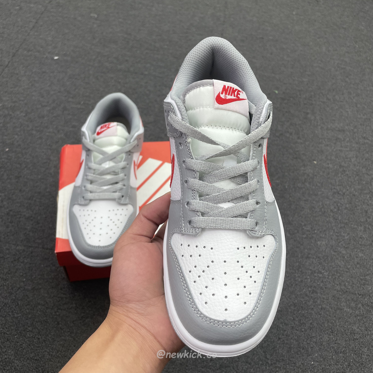 Nike Dunk Low White Wolf Grey University Red Gs Dv7149 001 (7) - www.newkick.vip Nike Dunk Low White Wolf Grey University Red Gs Dv7149 001 (7) - www.newkick.vip