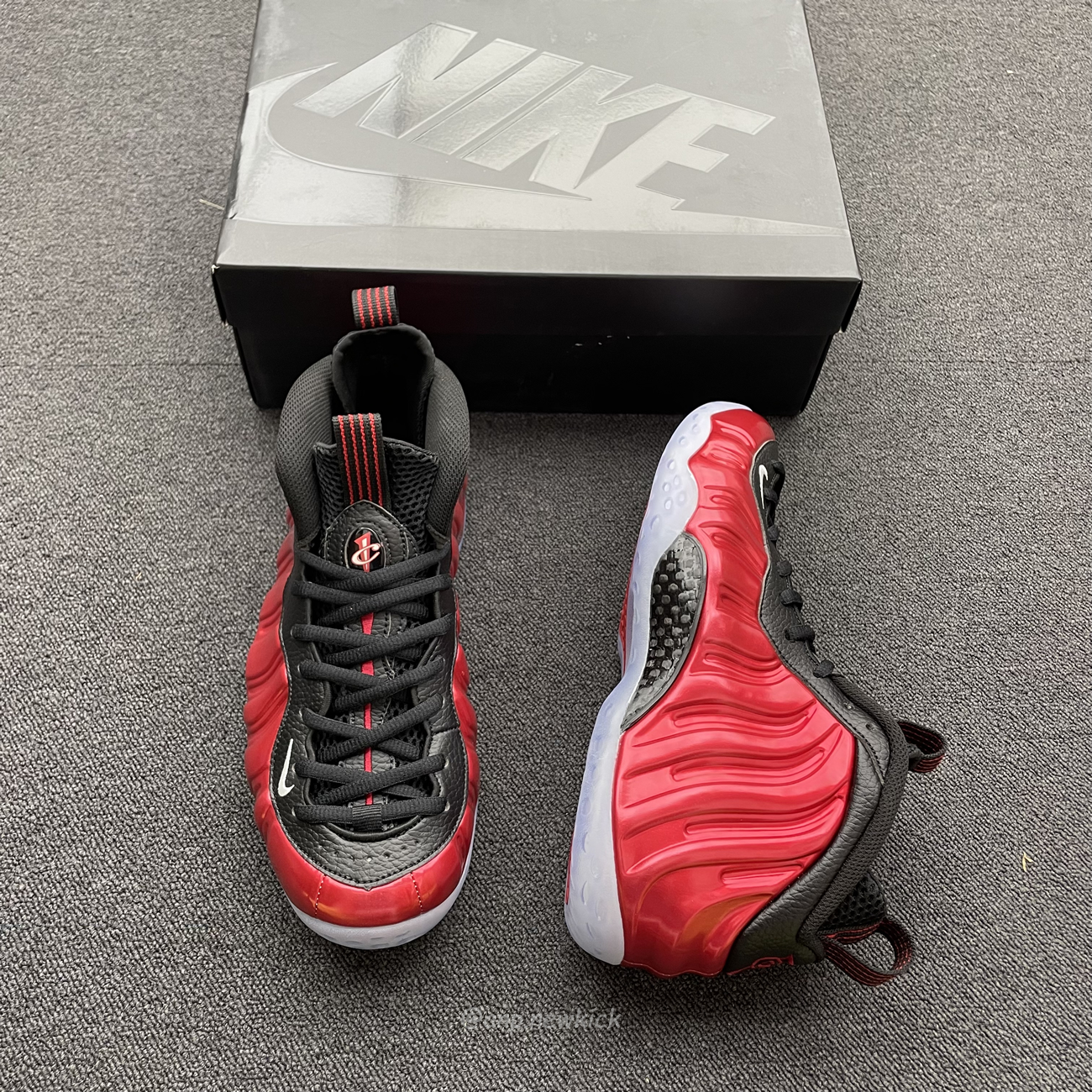 Nike Air Foamposite One Metallic Red 2023 Dz2545 600 (8) - www.newkick.org
