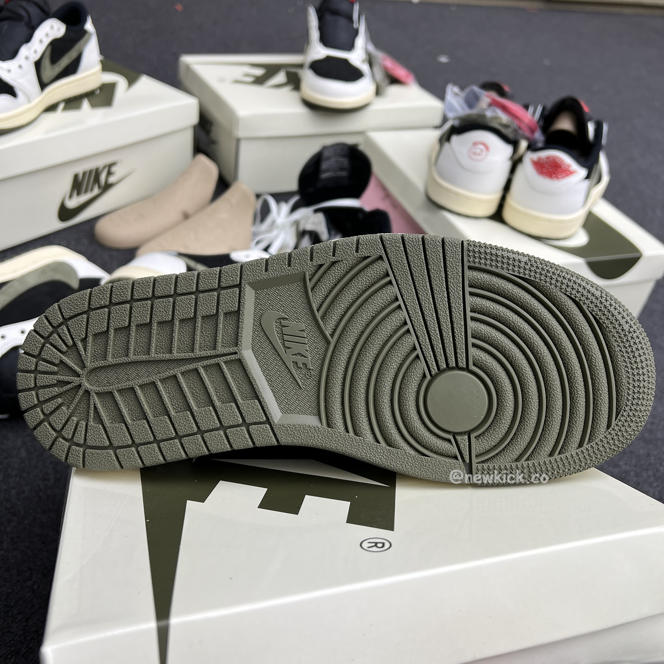 Air Jordan 1 Retro Low Og Sp Travis Scott Olive W Dz4137 106 (16) - www.newkick.org