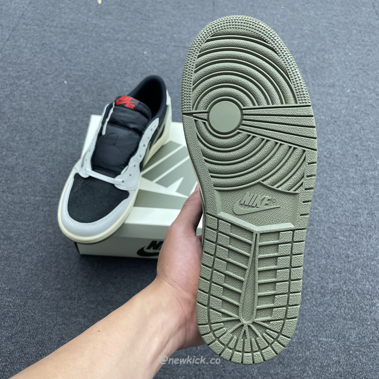 Air Jordan 1 Retro Low Og Sp Travis Scott Olive W Dz4137 106 (33) - www.newkick.org