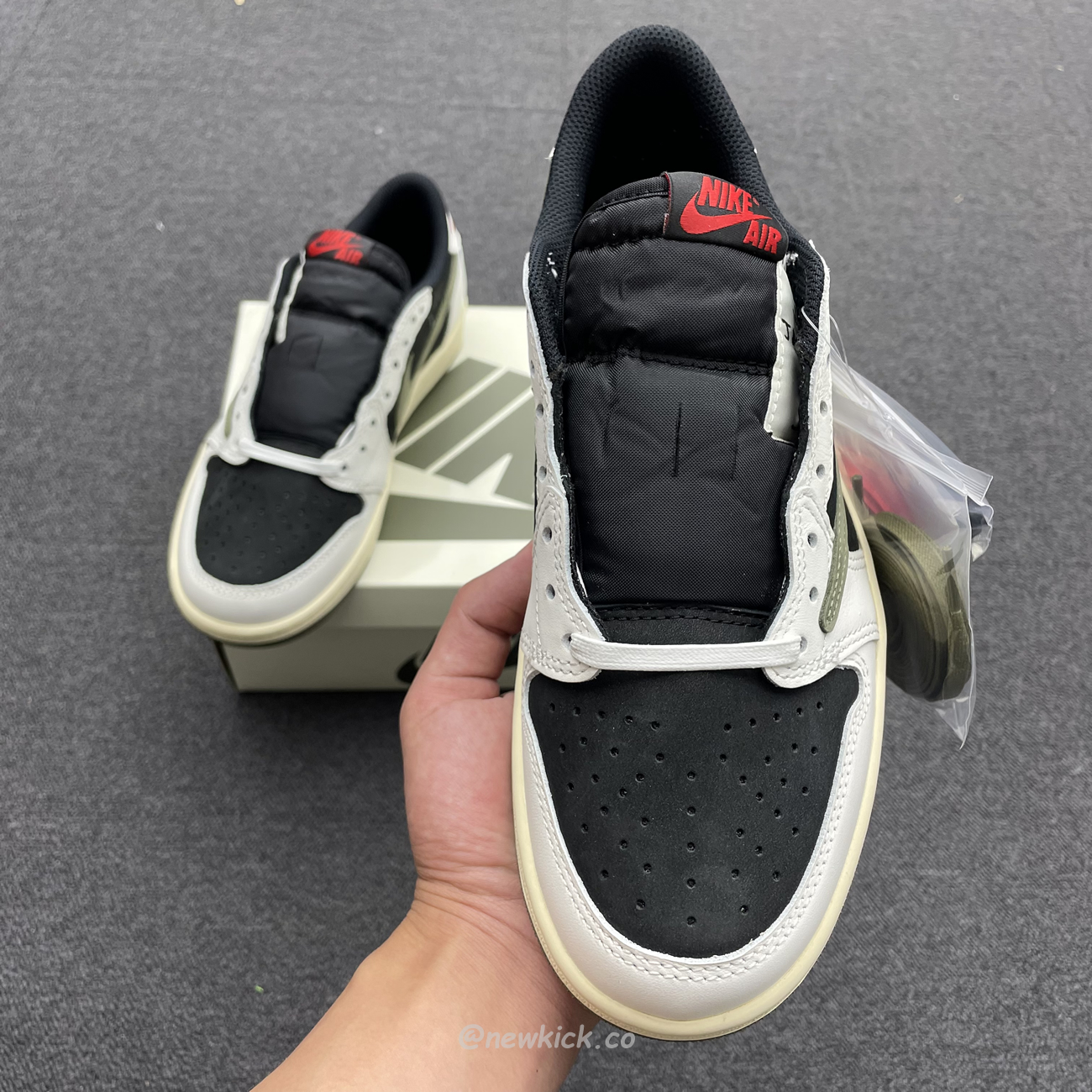 Air Jordan 1 Retro Low Og Sp Travis Scott Olive W Dz4137 106 (35) - www.newkick.org