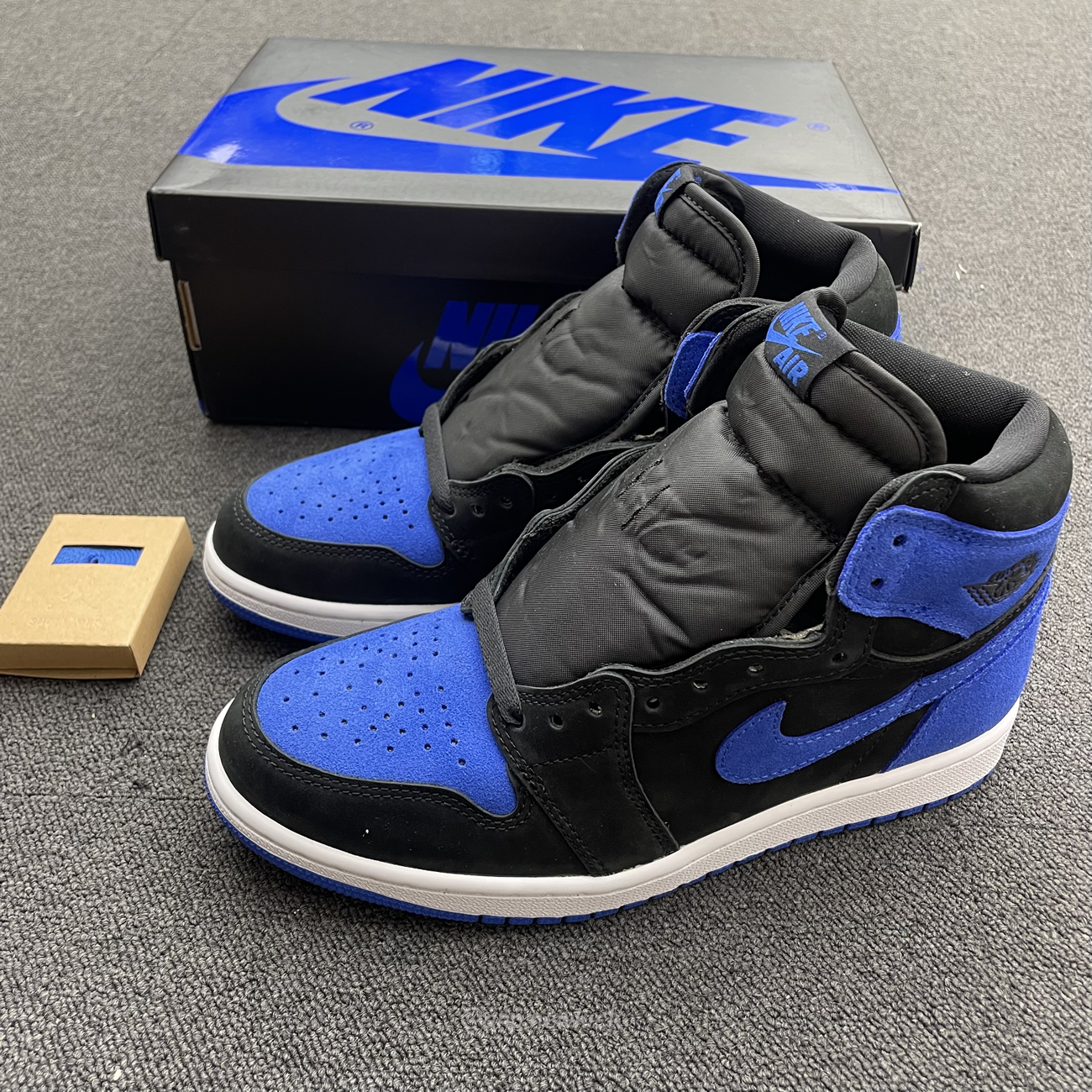 Air Jordan 1 Retro High Og Royal Reimagined Dz5485 042 (5) - www.newkick.org Air Jordan 1 Retro High Og Royal Reimagined Dz5485 042 (5) - www.newkick.org