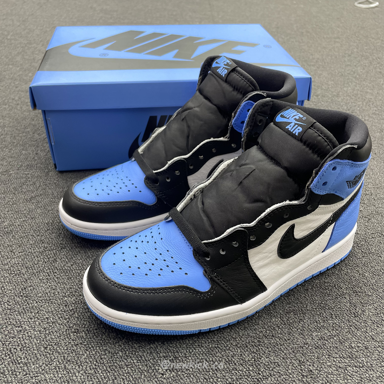 Air Jordan 1 Retro High Og University Blue Dz5485 400 (6) - www.newkick.org Air Jordan 1 Retro High Og University Blue Dz5485 400 (6) - www.newkick.org