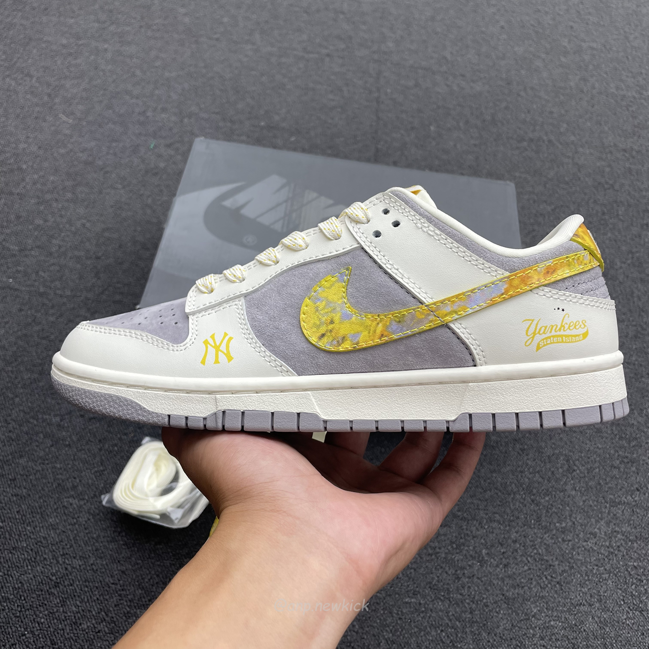 Nike Sb Dunk Low Mlb Off White Yellow Dark Grey Fc1688 117 (3) - www.newkick.org Nike Sb Dunk Low Mlb Off White Yellow Dark Grey Fc1688 117 (3) - www.newkick.org