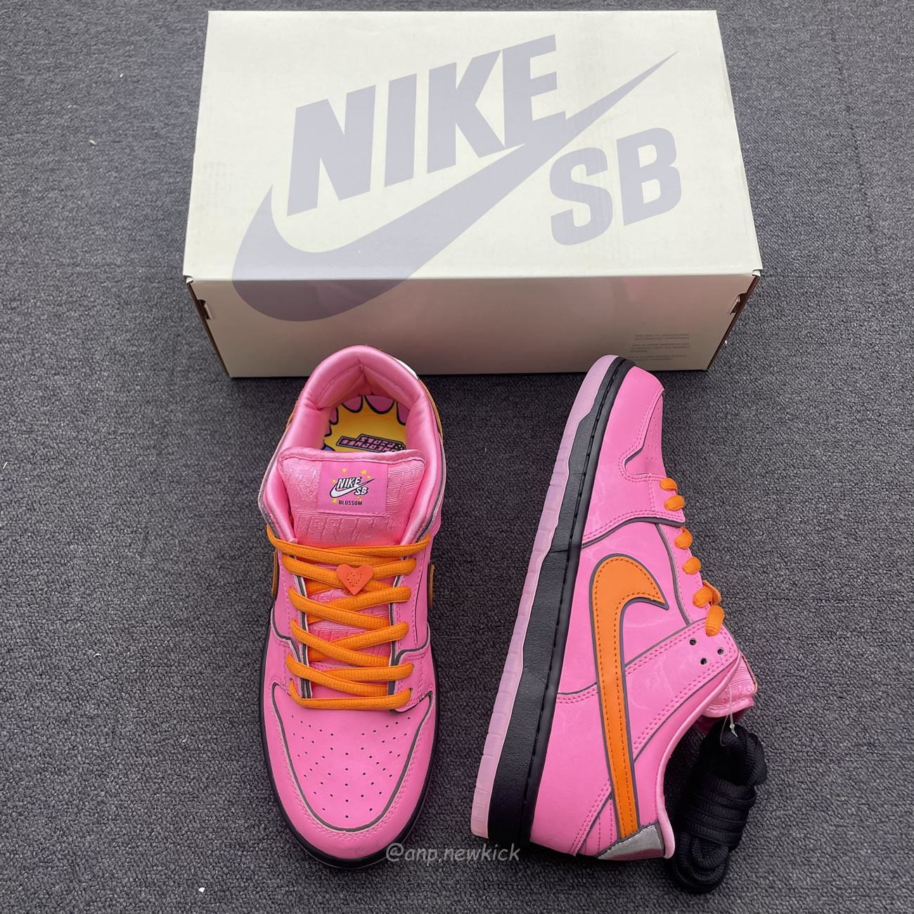 Nike Sb Dunk Low X Powerpuff Girls Blossom Fd2631 600 (3) - www.newkick.org Nike Sb Dunk Low X Powerpuff Girls Blossom Fd2631 600 (3) - www.newkick.org