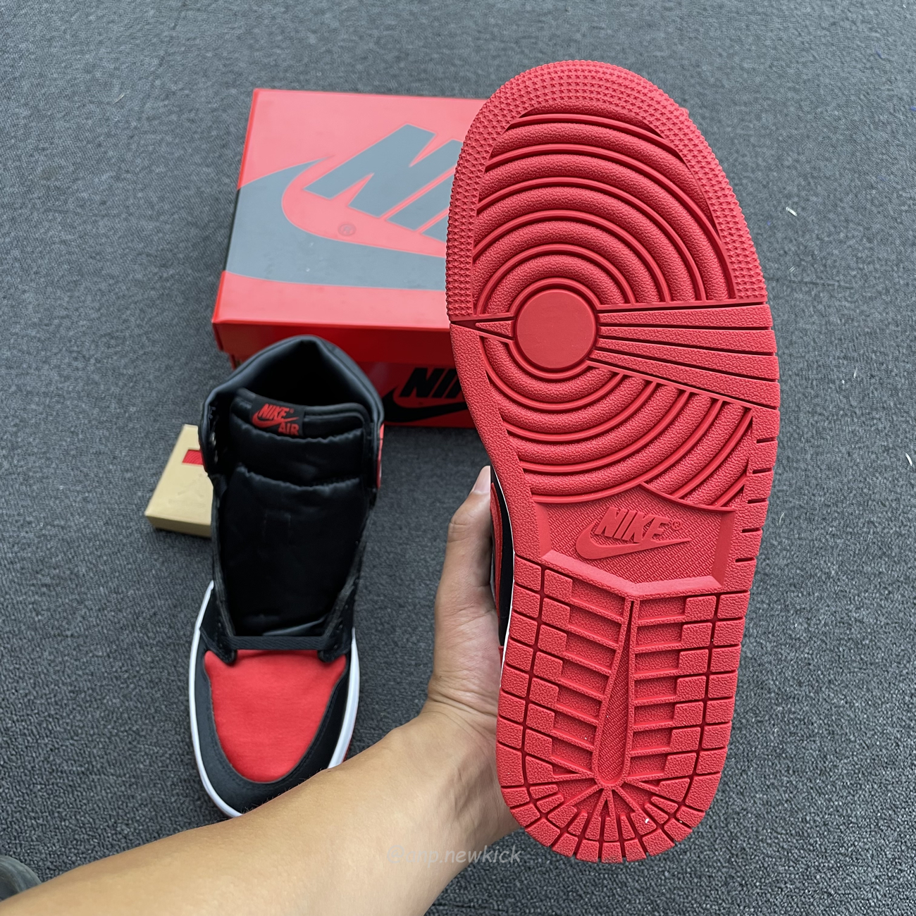 Air Jordan 1 Retro High Og Satin Bred Fd4810 061 (10) - www.newkick.org Air Jordan 1 Retro High Og Satin Bred Fd4810 061 (10) - www.newkick.org