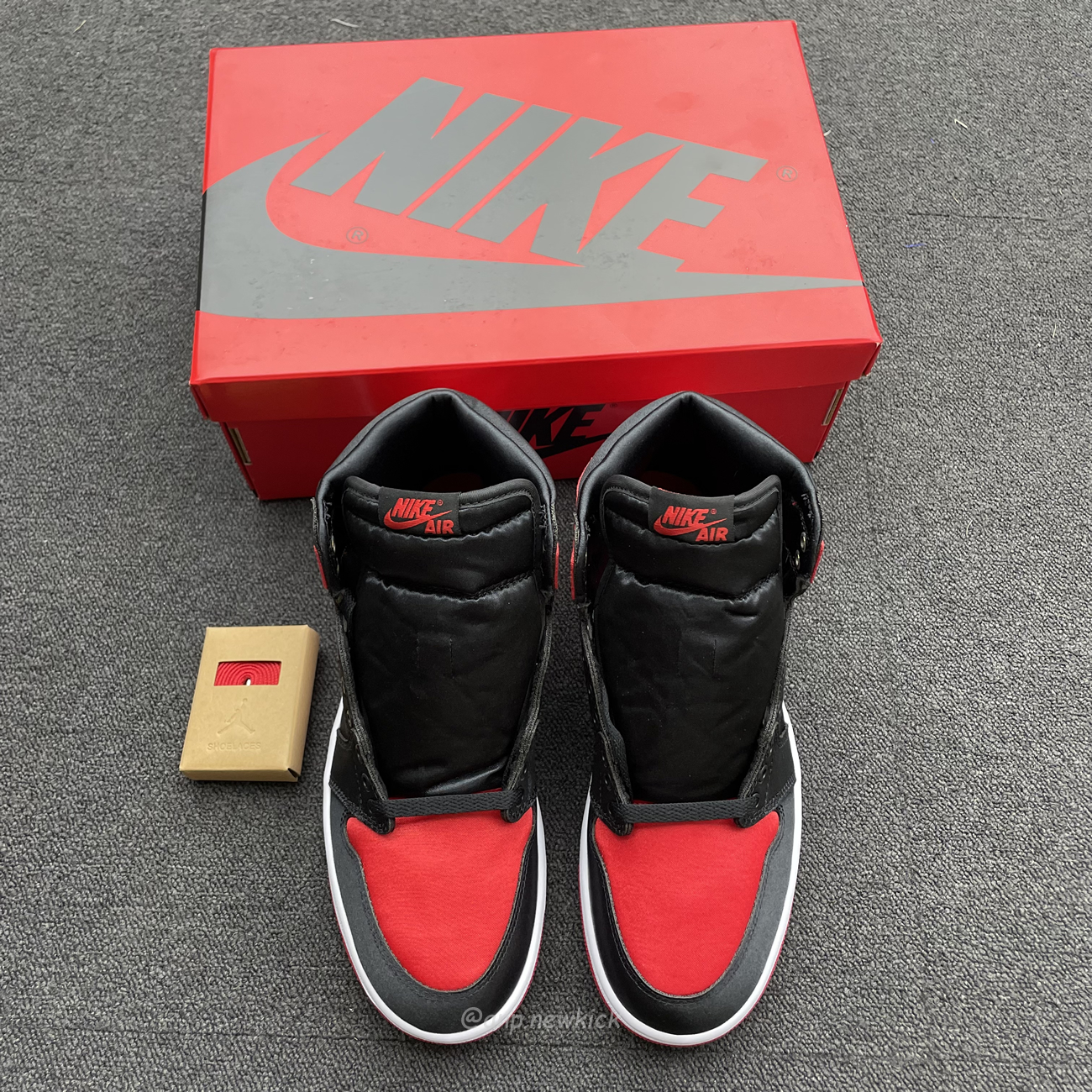 Air Jordan 1 Retro High Og Satin Bred Fd4810 061 (8) - www.newkick.org Air Jordan 1 Retro High Og Satin Bred Fd4810 061 (8) - www.newkick.org