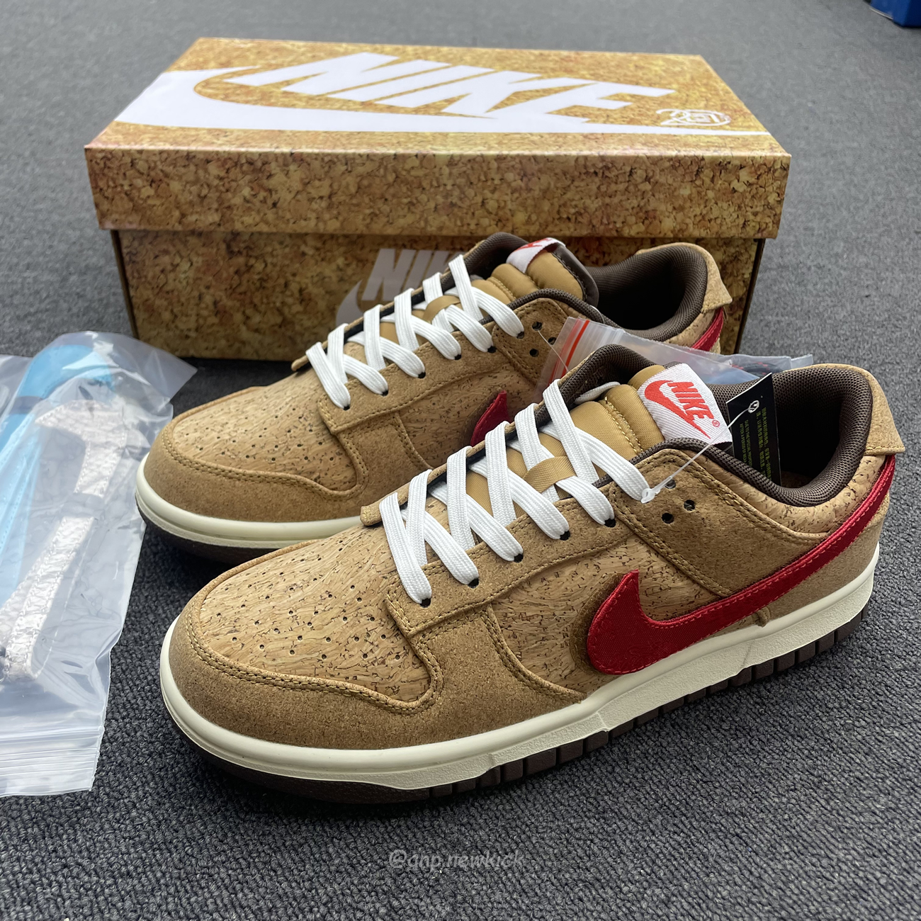 Nike Dunk Low Sp Clot Cork Fn0317 121 (6) - www.newkick.vip Nike Dunk Low Sp Clot Cork Fn0317 121 (6) - www.newkick.vip