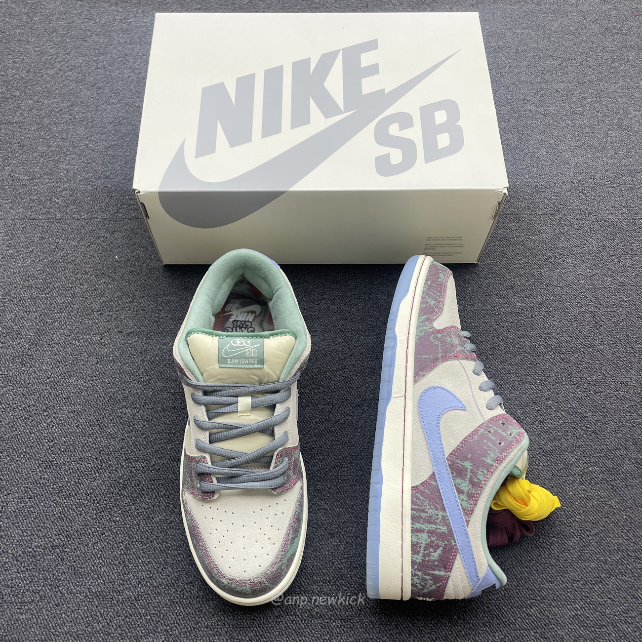 Nike Sb Dunk Low Crenshaw Skate Club Fn4193 100 (32) - www.newkick.org Nike Sb Dunk Low Crenshaw Skate Club Fn4193 100 (32) - www.newkick.org