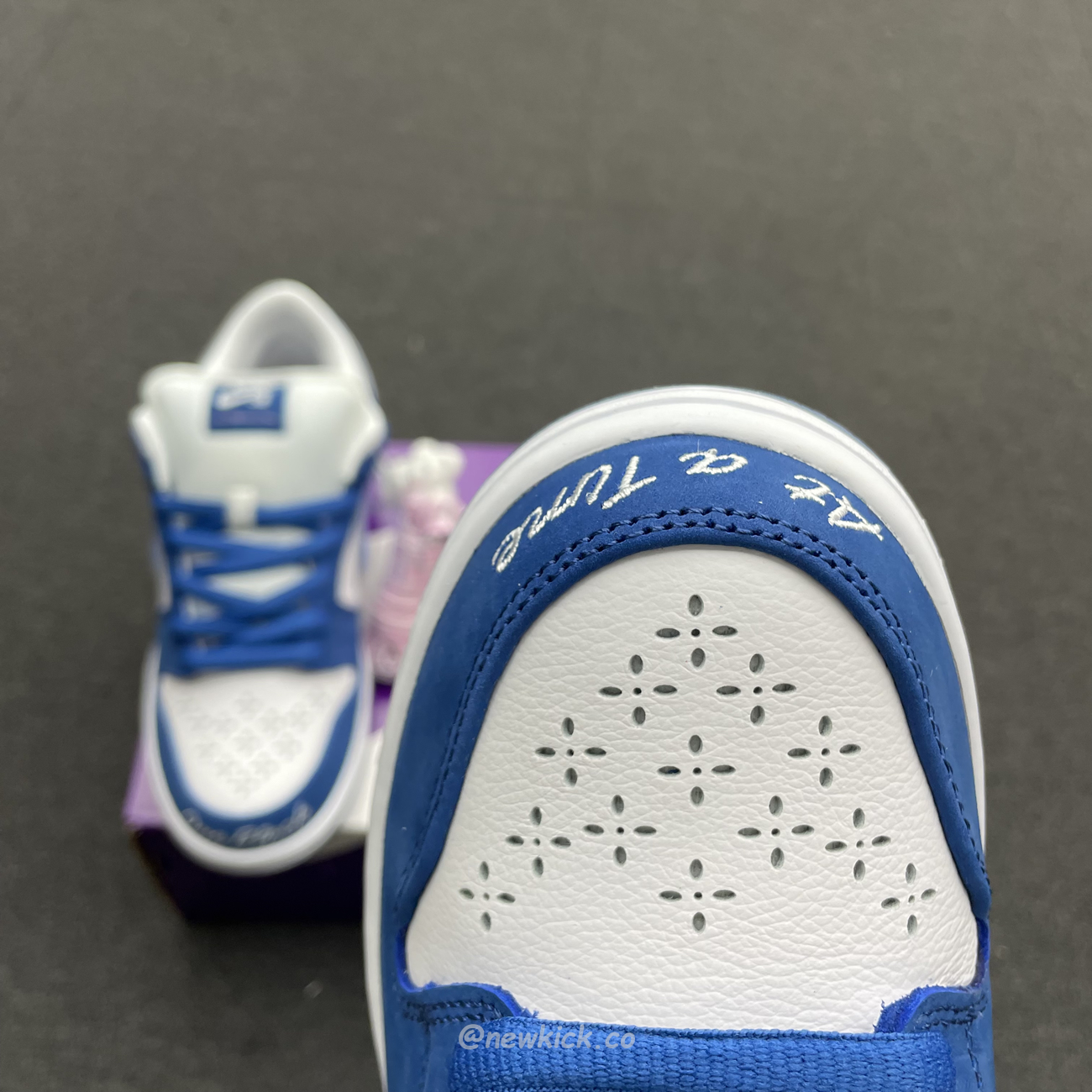 Nike Sb Dunk Low Born X Raised One Block At A Time Fn7819 400 (5) - www.newkick.org Nike Sb Dunk Low Born X Raised One Block At A Time Fn7819 400 (5) - www.newkick.org
