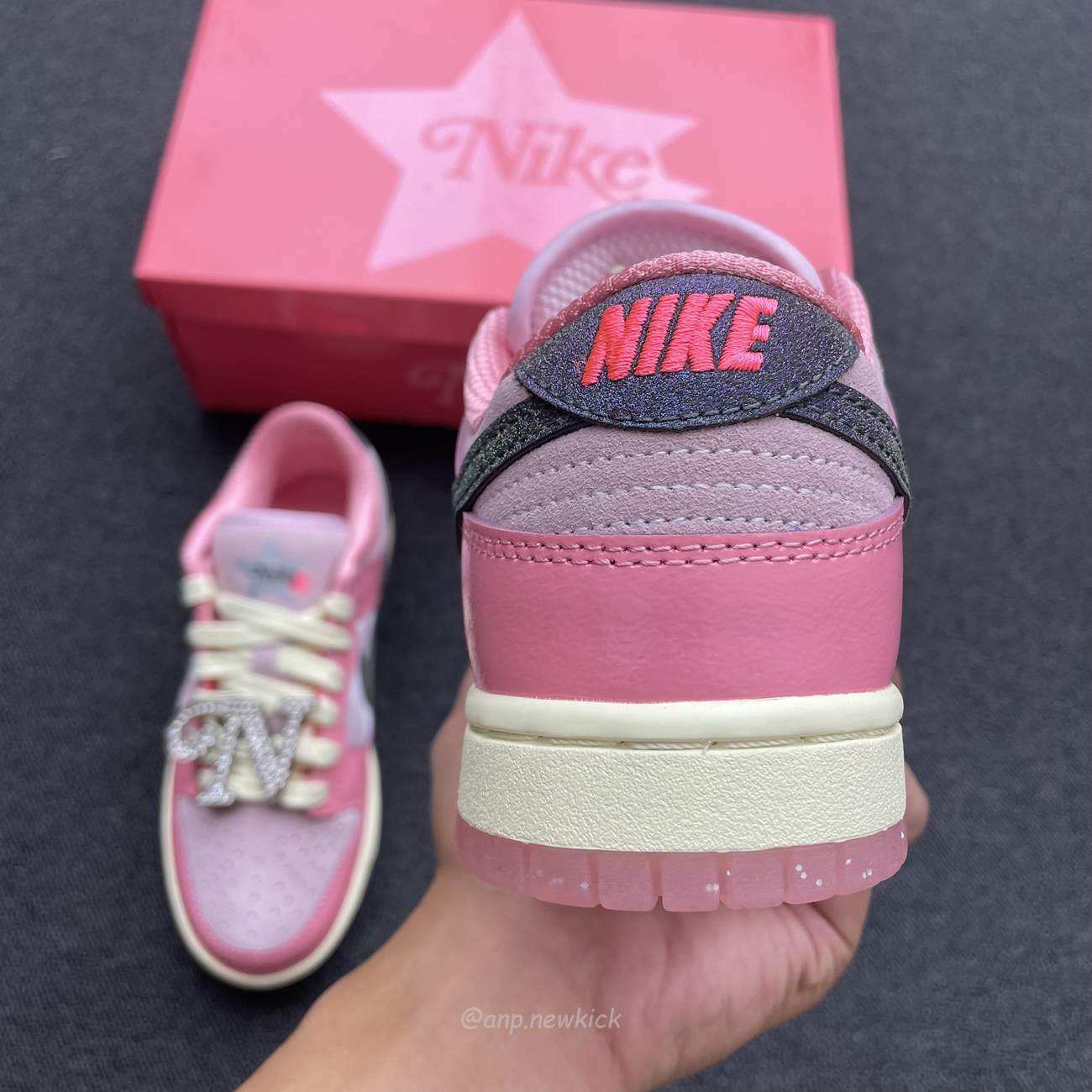 Nike Dunk Low Lx Barbie Fn8927 621 (9) - www.newkick.org Nike Dunk Low Lx Barbie Fn8927 621 (9) - www.newkick.org