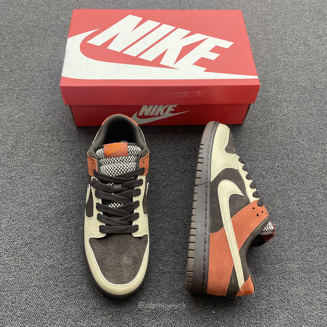 Nike Dunk Low Red Panda Fv0305 200 (14) - www.newkick.vip Nike Dunk Low Red Panda Fv0305 200 (14) - www.newkick.vip