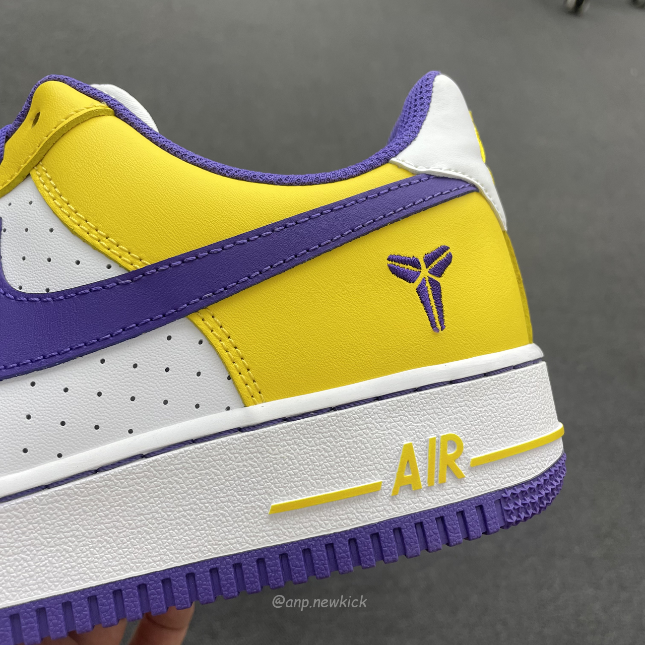 Kobe Bryant X Nike Air Force 1 Low Purple Gold Color (7) - www.newkick.org