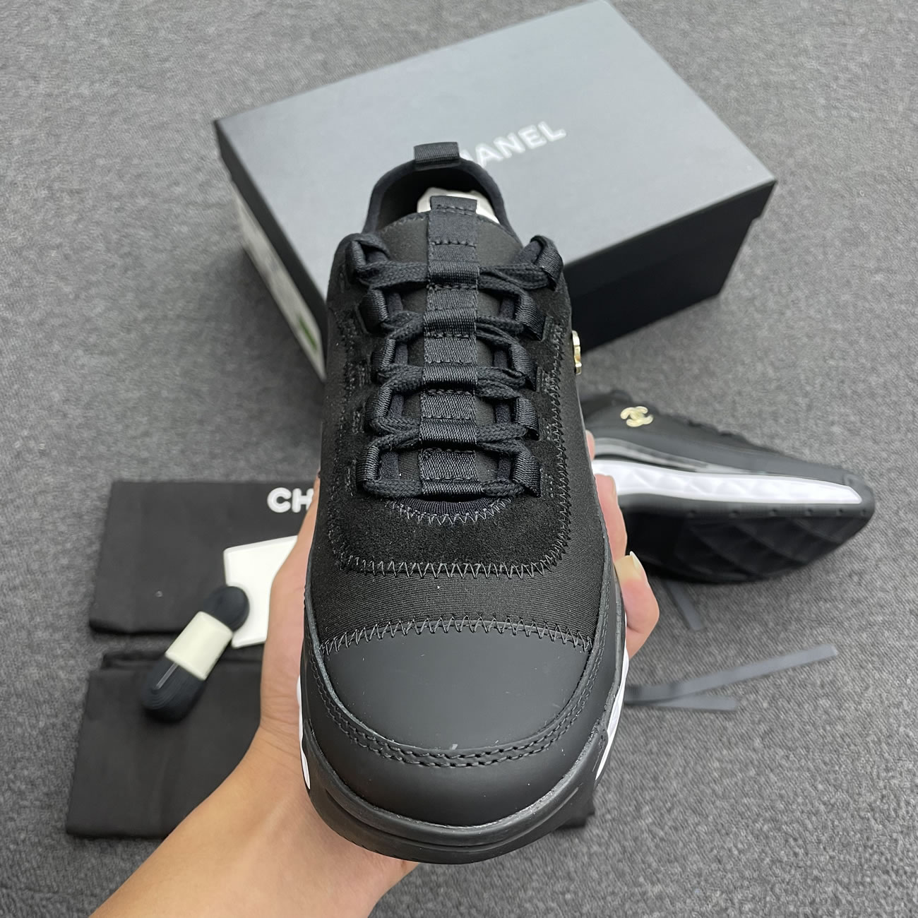 Chanel Casual Style Plain Logo Low Top Sneakers (16) - www.newkick.org Chanel Casual Style Plain Logo Low Top Sneakers (16) - www.newkick.org