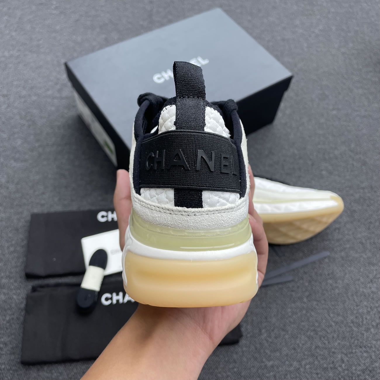 Chanel Casual Style Plain Logo Low Top Sneakers (8) - www.newkick.org Chanel Casual Style Plain Logo Low Top Sneakers (8) - www.newkick.org