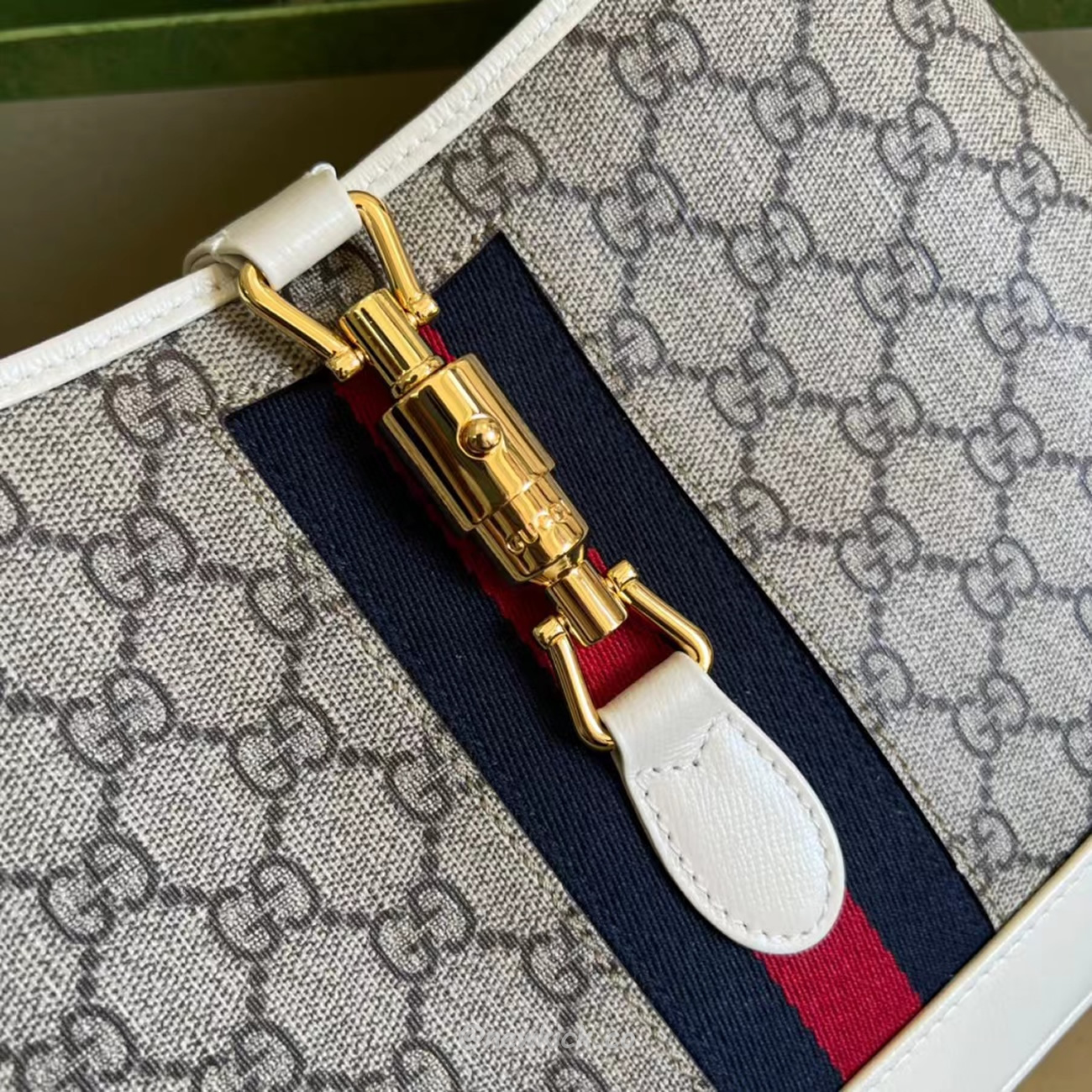 Gucci Jackie 1961 Shoulder Bag 636706 Huhhg 9794 (17) - www.newkick.org Gucci Jackie 1961 Shoulder Bag 636706 Huhhg 9794 (17) - www.newkick.org