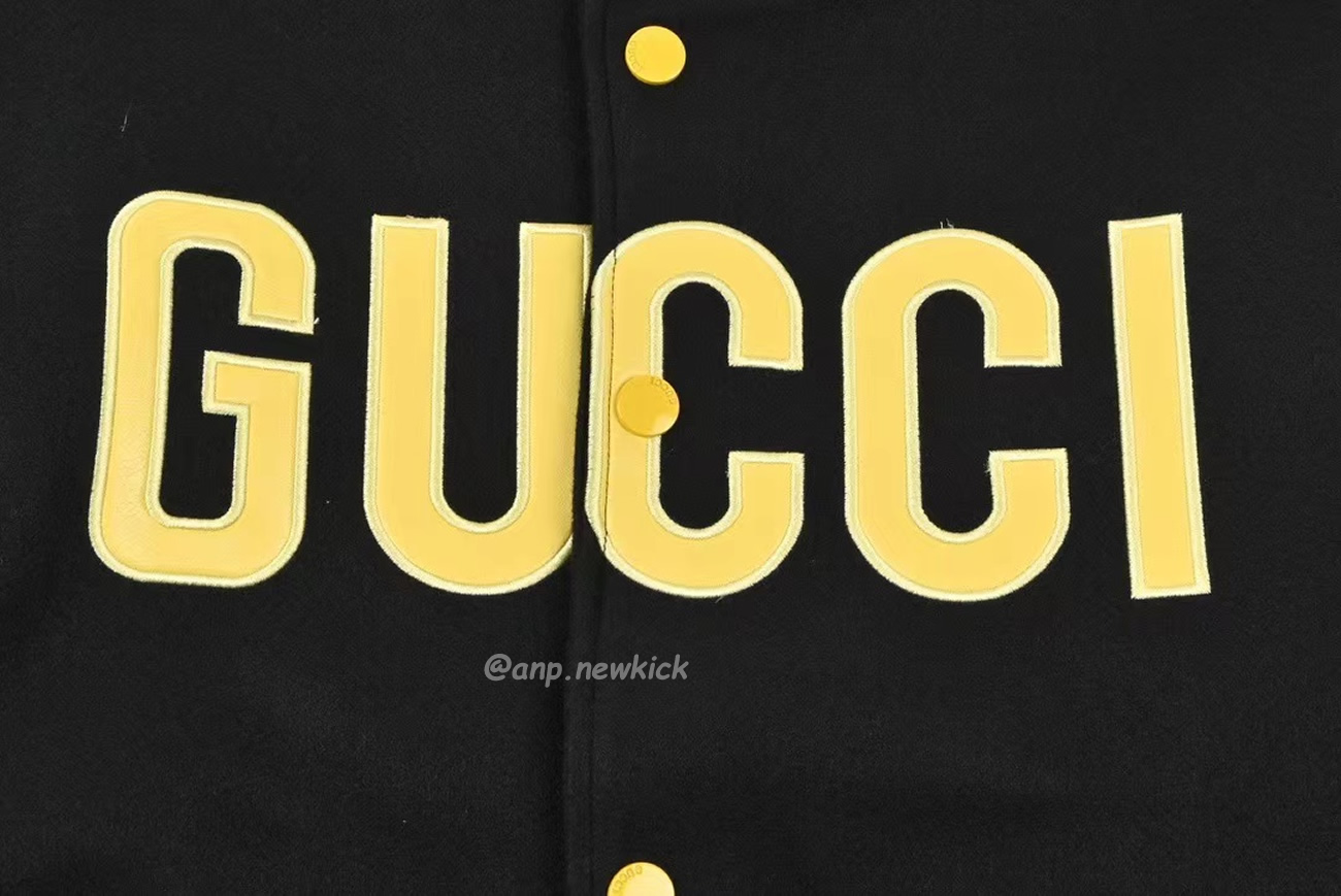 Gucci Wool Sweater Black Jacket Double G Pineapple Embroidered Patchwork Design (8) - www.newkick.org Gucci Wool Sweater Black Jacket Double G Pineapple Embroidered Patchwork Design (8) - www.newkick.org