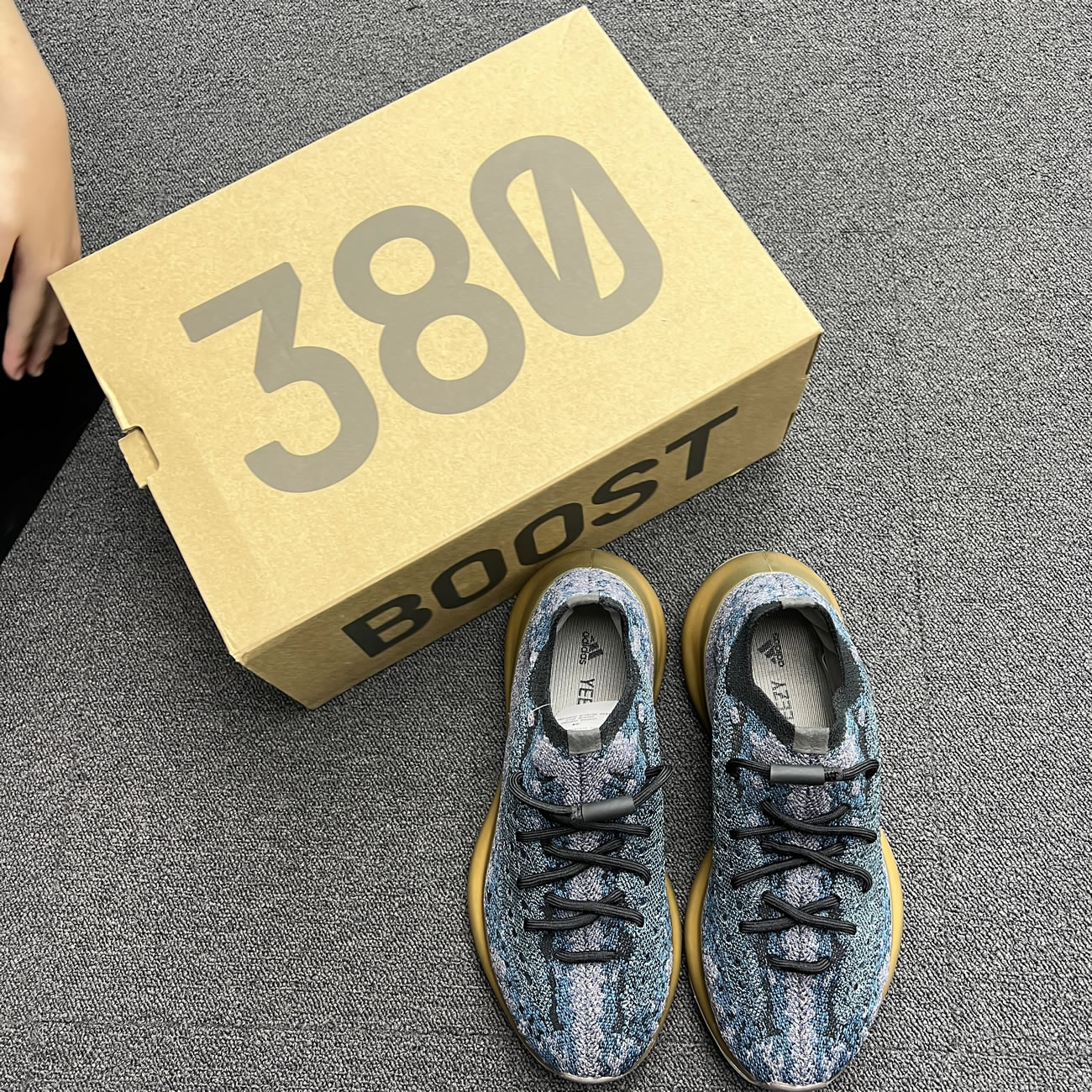 Adidas Yeezy Boost 380 Covellite Gz0454 (9) - www.newkick.org Adidas Yeezy Boost 380 Covellite Gz0454 (9) - www.newkick.org