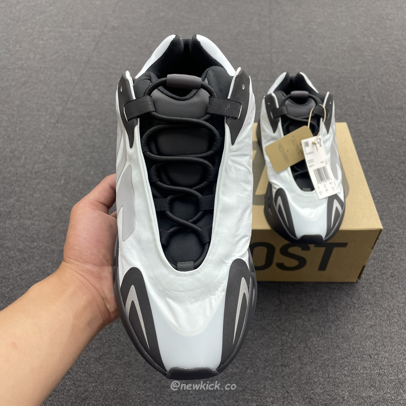 Adidas Yeezy Boost 700 Mnvn Blue Tint Gz0711 (10) - www.newkick.org Adidas Yeezy Boost 700 Mnvn Blue Tint Gz0711 (10) - www.newkick.org