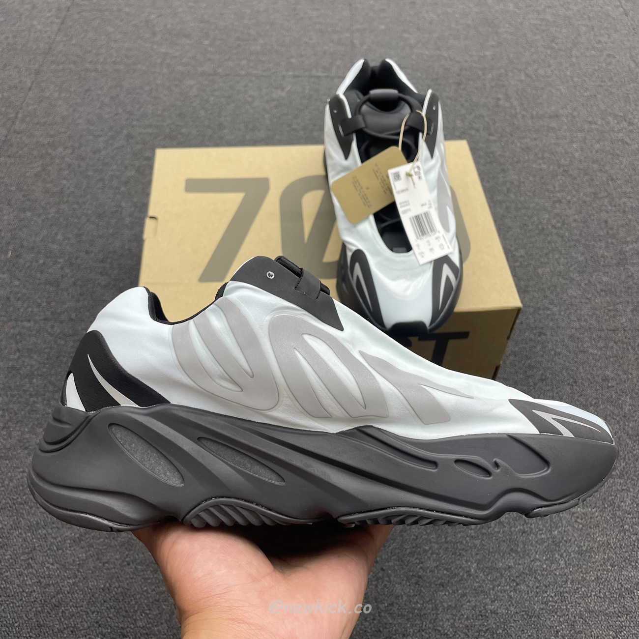 Adidas Yeezy Boost 700 Mnvn Blue Tint Gz0711 (6) - www.newkick.org Adidas Yeezy Boost 700 Mnvn Blue Tint Gz0711 (6) - www.newkick.org