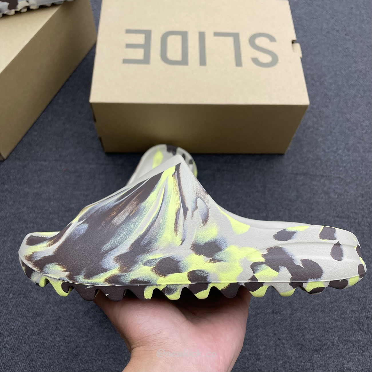 Adidas Yeezy X Kanye West Slide Bone (15) - www.newkick.org