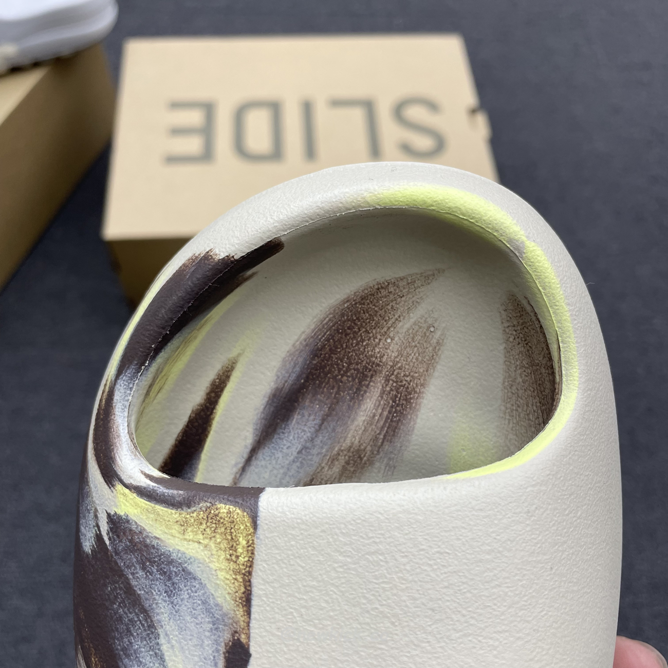 Adidas Yeezy X Kanye West Slide Bone (18) - www.newkick.org