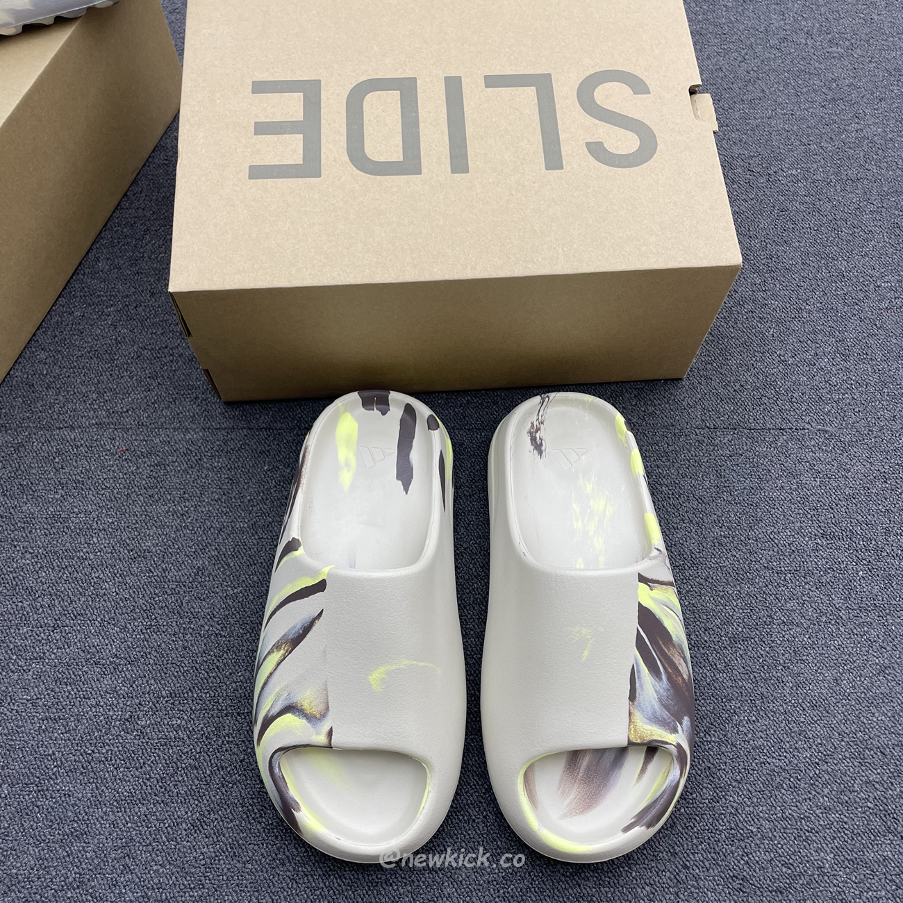 Adidas Yeezy X Kanye West Slide Bone (20) - www.newkick.org