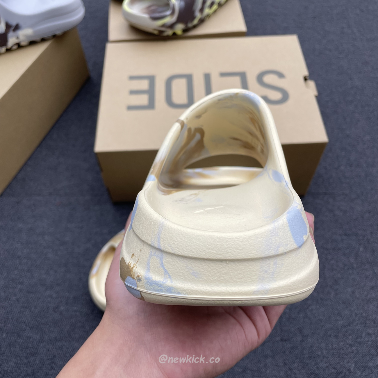 Adidas Yeezy X Kanye West Slide Bone (21) - www.newkick.org