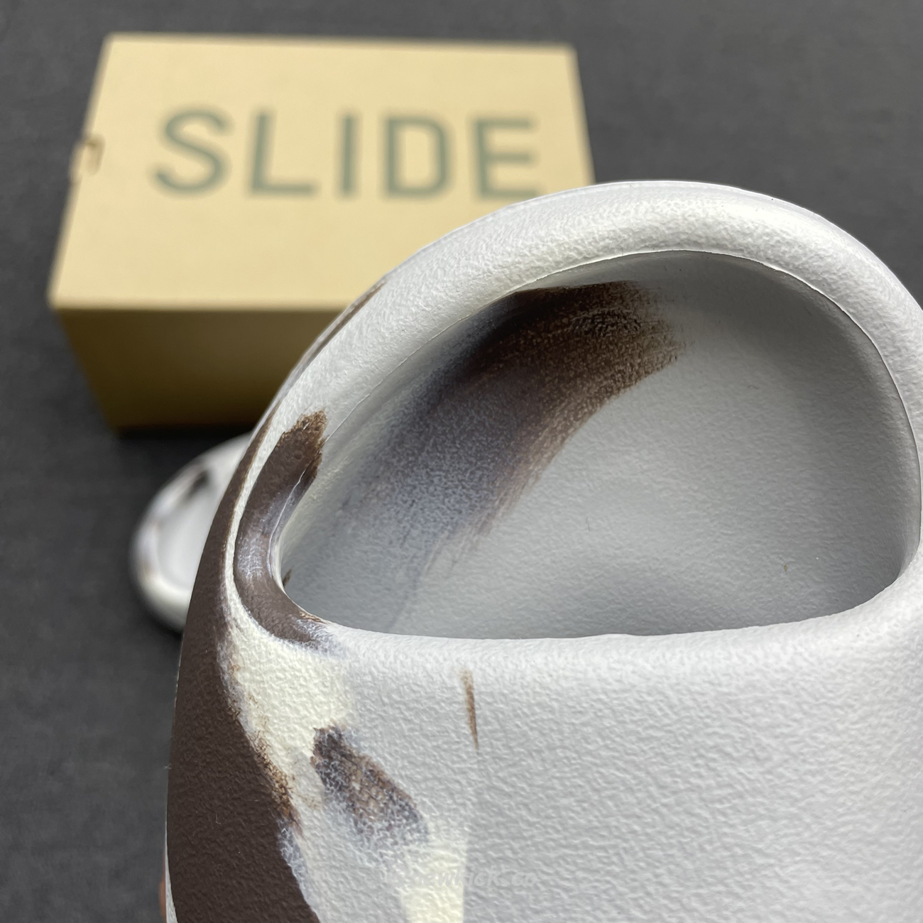 Adidas Yeezy X Kanye West Slide Bone (22) - www.newkick.org