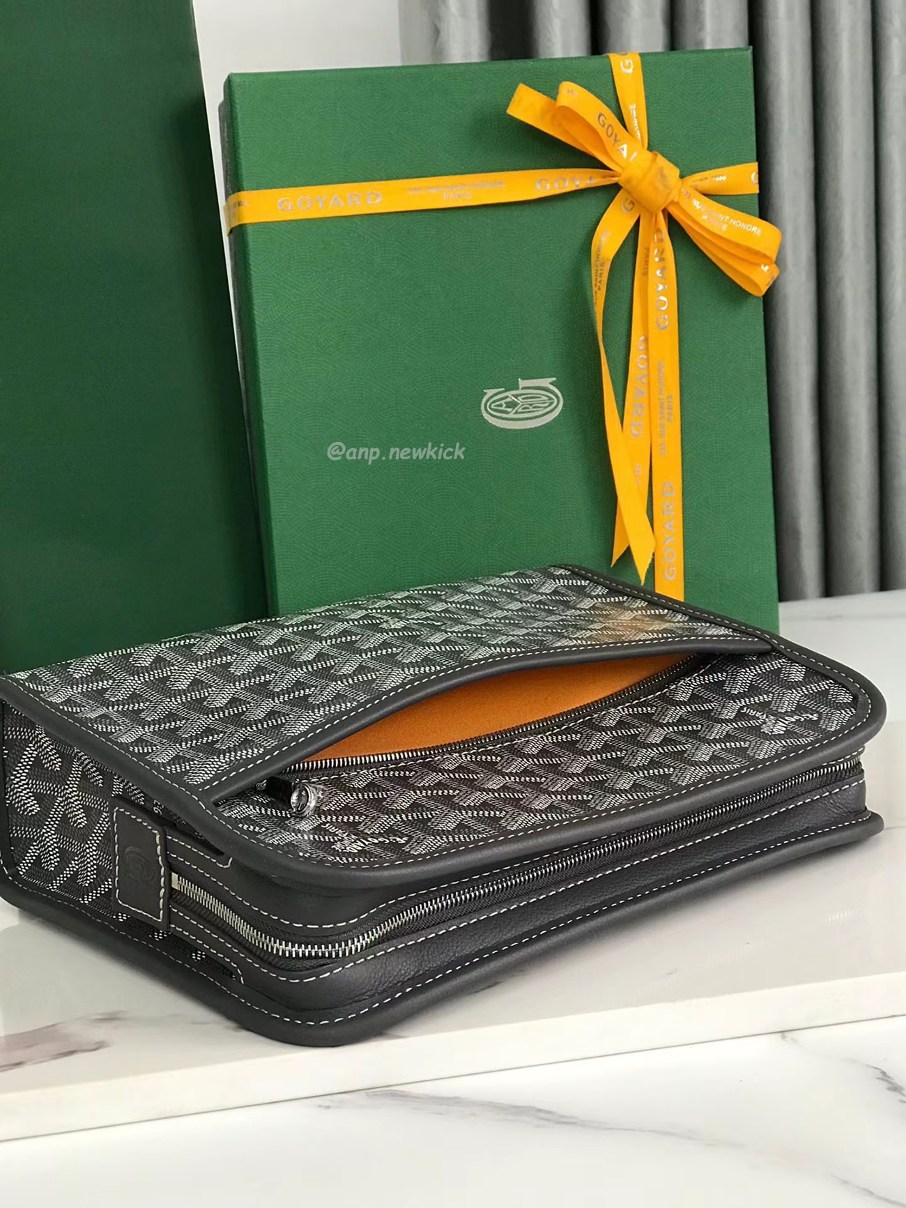 Goyard Jouvence Toiletry Bag Mm Green Black White Blue Purple Red Yellow (13) - www.newkick.org