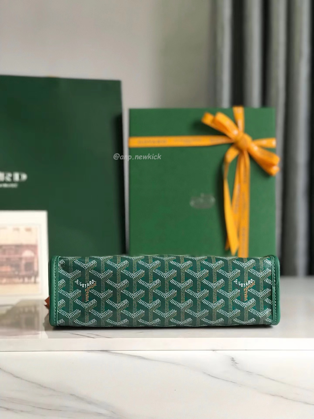 Goyard Jouvence Toiletry Bag Mm Green Black White Blue Purple Red Yellow (3) - www.newkick.org