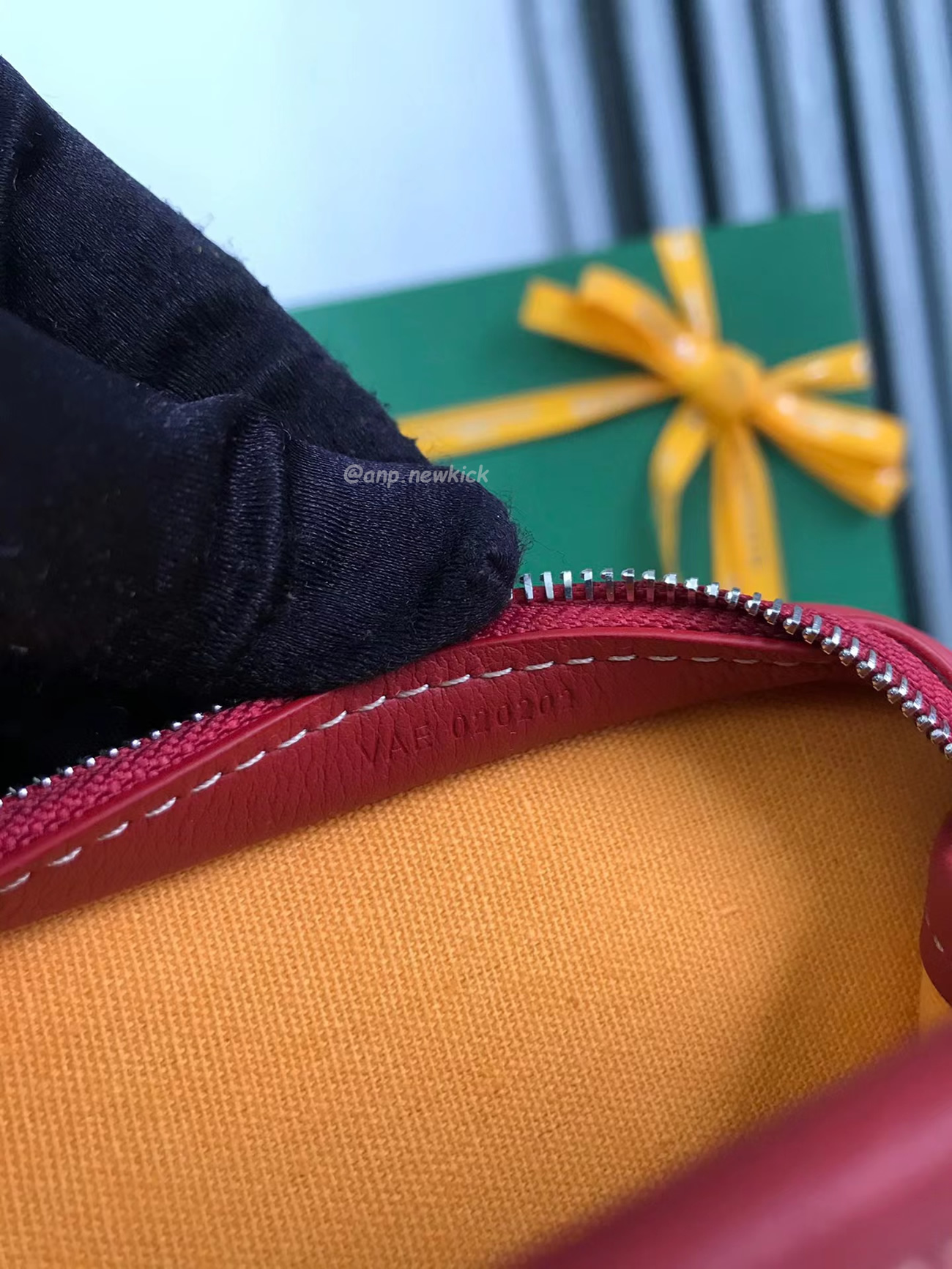 Goyard Jouvence Toiletry Bag Mm Green Black White Blue Purple Red Yellow (40) - www.newkick.org