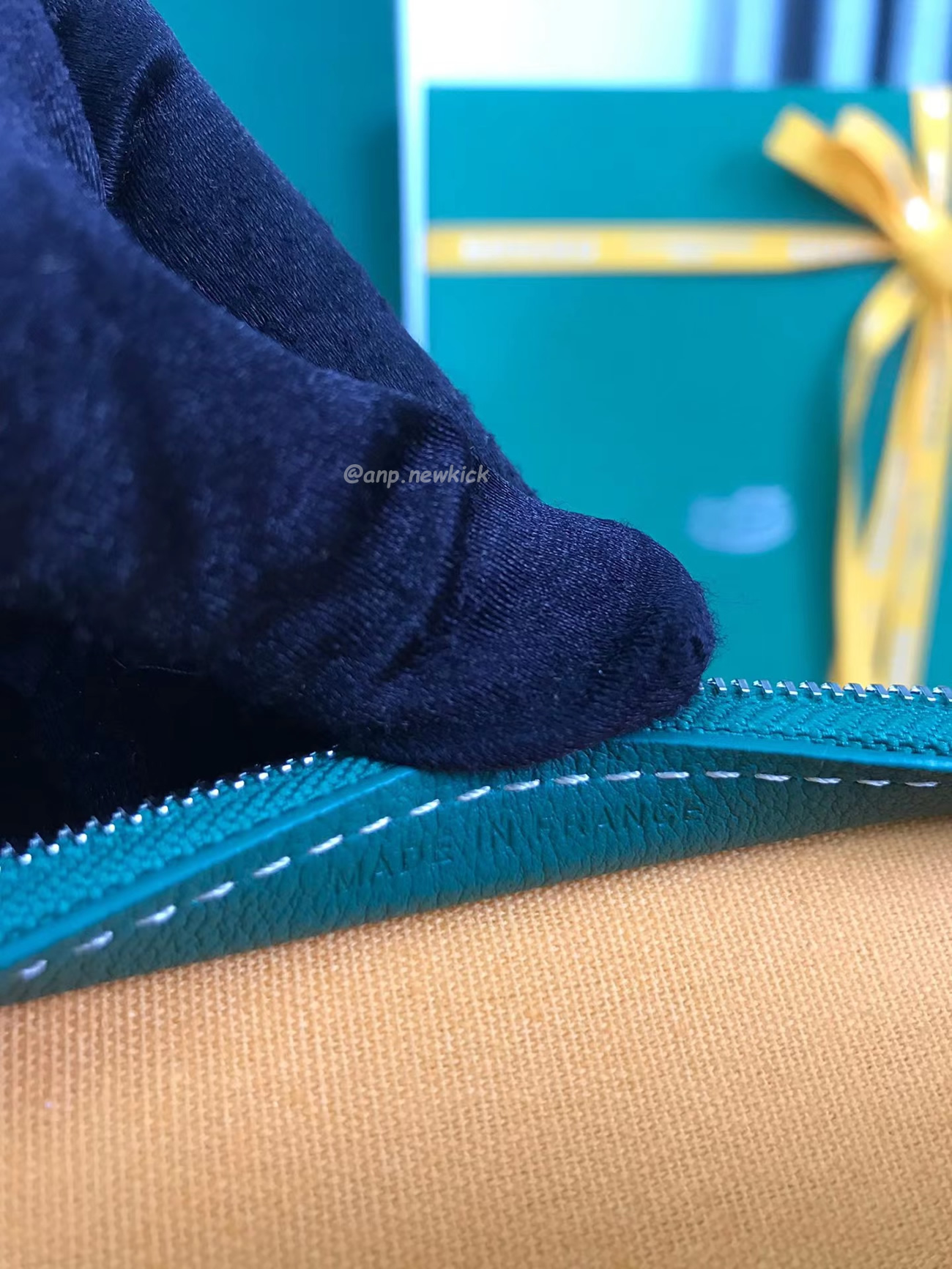 Goyard Jouvence Toiletry Bag Mm Green Black White Blue Purple Red Yellow (6) - www.newkick.org