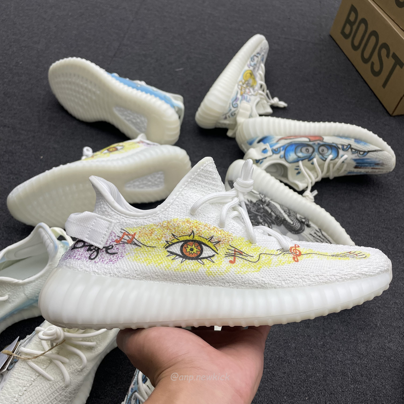 Adidas Yeezy Boost 350 V2 Bone Graffiti Hq6316 (2) - www.newkick.org Adidas Yeezy Boost 350 V2 Bone Graffiti Hq6316 (2) - www.newkick.org