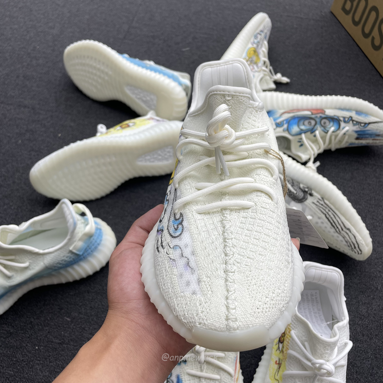 Adidas Yeezy Boost 350 V2 Bone Graffiti Hq6316 (22) - www.newkick.org Adidas Yeezy Boost 350 V2 Bone Graffiti Hq6316 (22) - www.newkick.org
