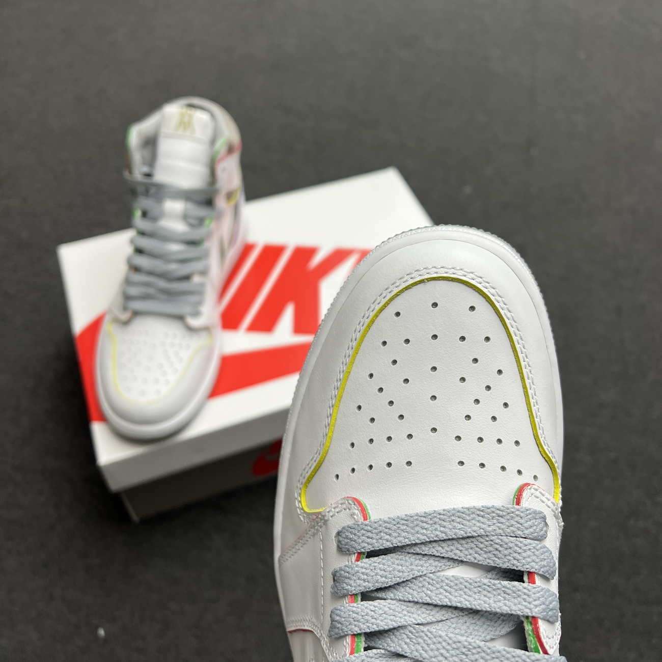 Air Jordan 1 Retro High Daniel Arsham Grey H022 (2) - www.newkick.org