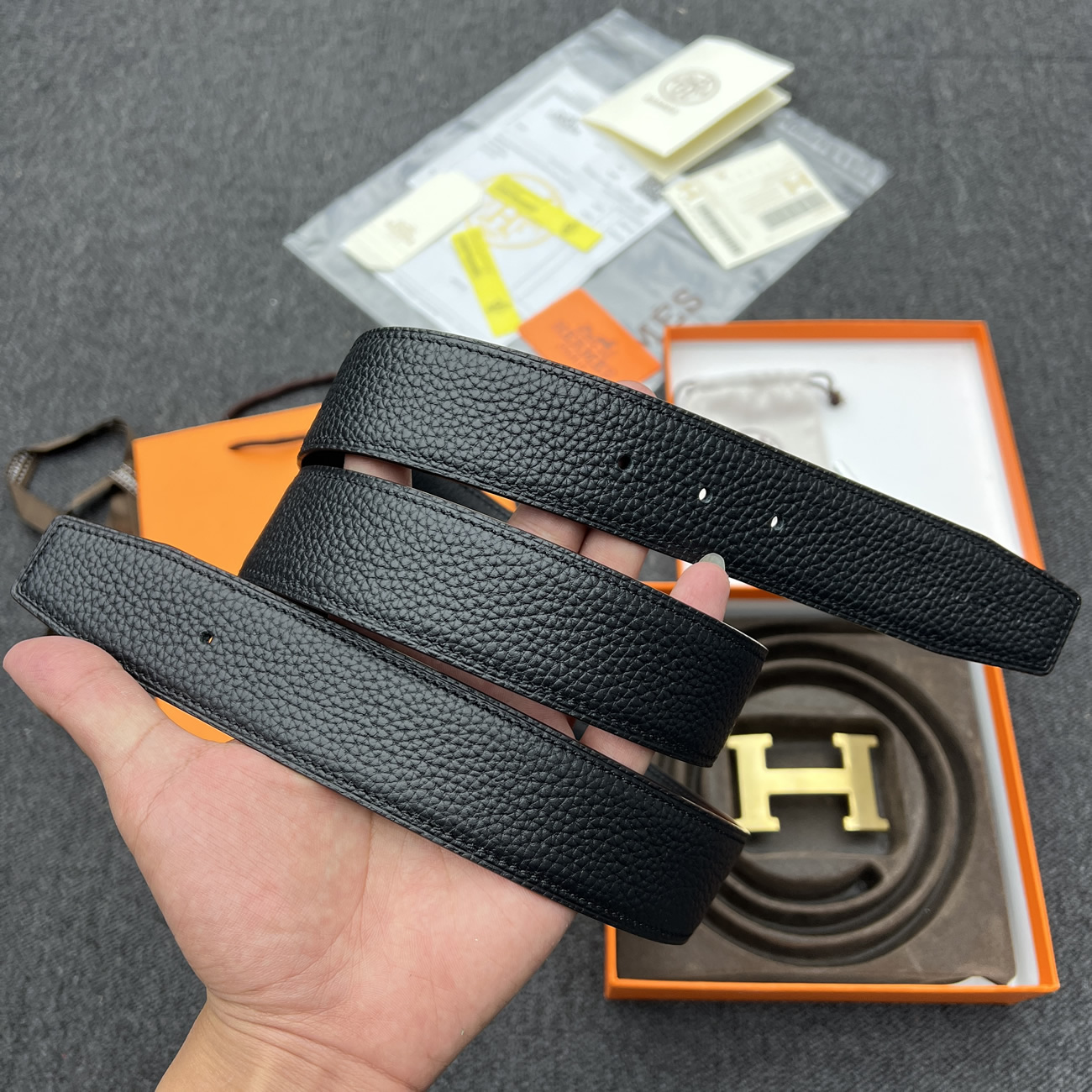 Hermes Full Grain Reversible Belt Leather Black (10) - www.newkick.org Hermes Full Grain Reversible Belt Leather Black (10) - www.newkick.org